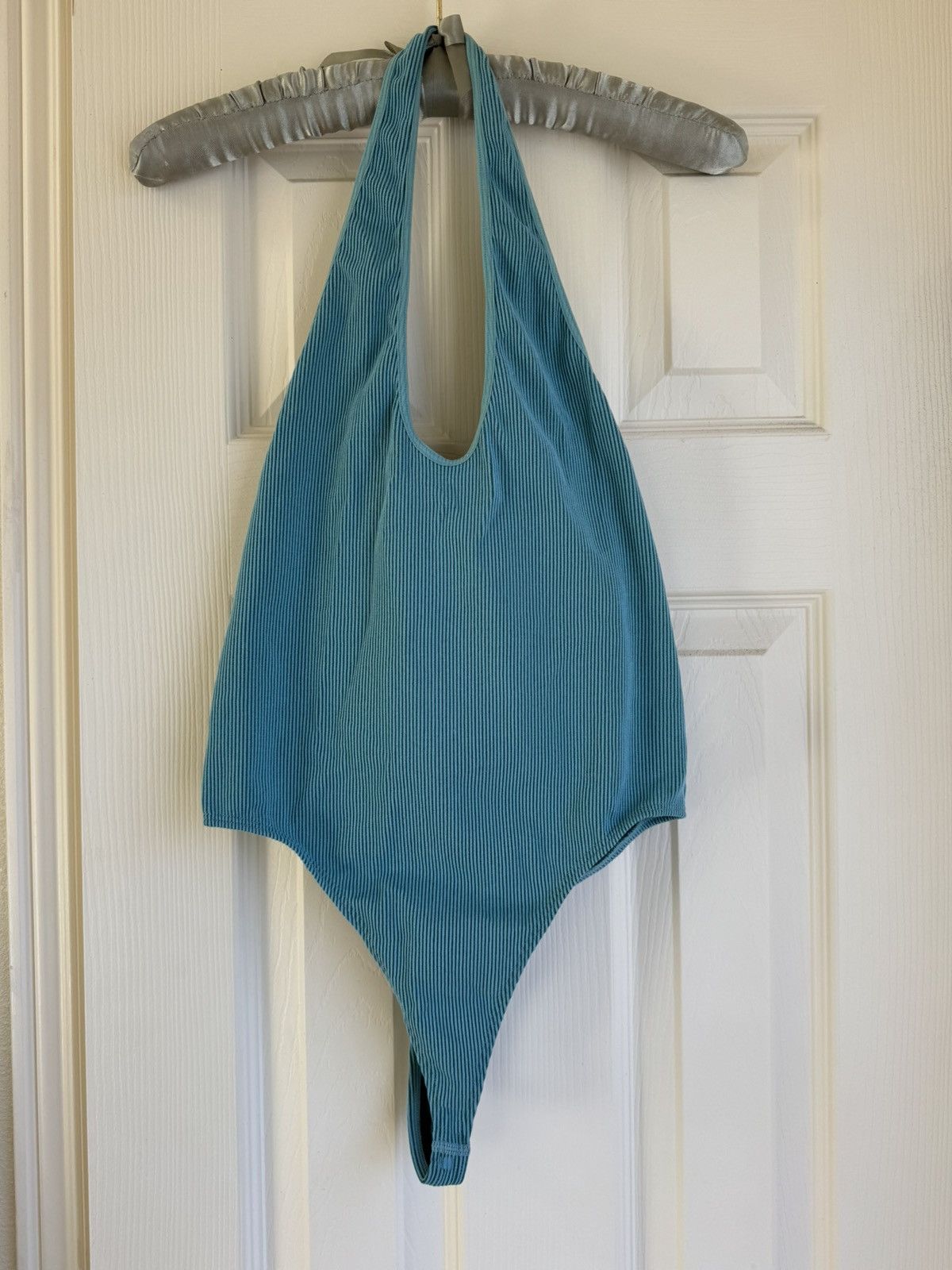 Other Wild Fable women’s halter top teal ribbed low scoop back M Size M / US 6-8 / IT 42-44 - 1 Thumbnail