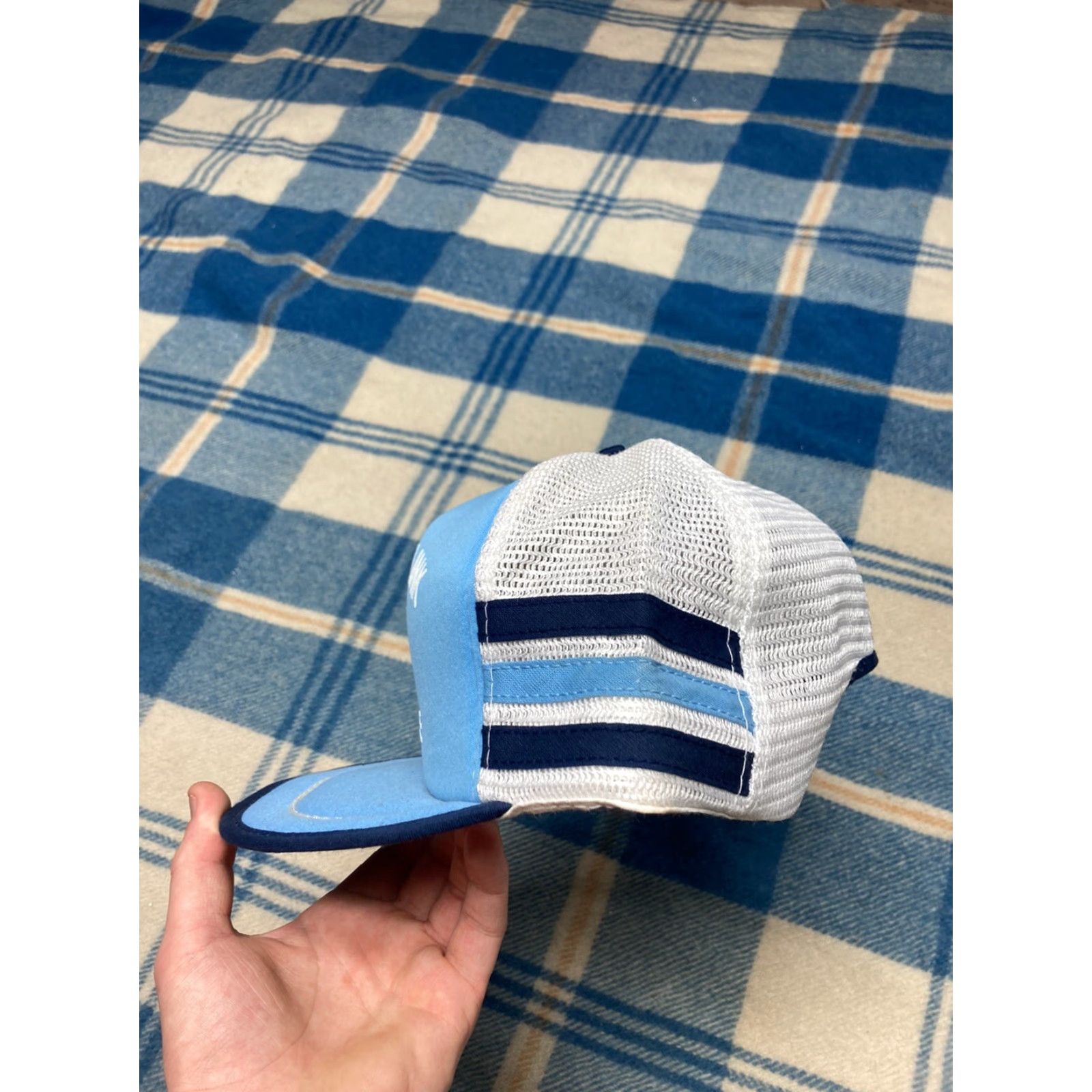 Vintage VINTAGE Carolina Blues Trucker Hat Mens Adjustable Blue 3 stripe San sun concrete puff warmelink Size ONE SIZE - 2 Thumbnail