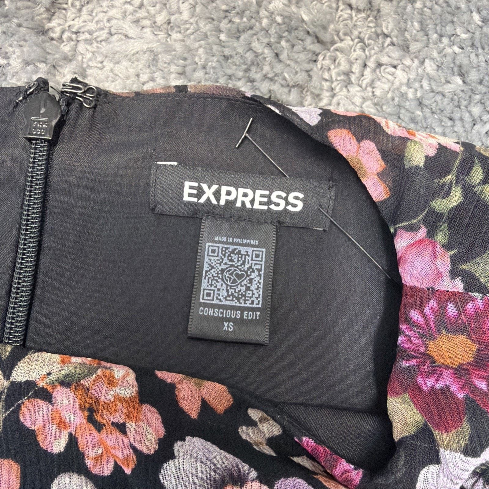 Express Express Conscious Edit Floral Rushed Ruffle fit and flare XS Size S / US 4 / IT 40 - 4 Thumbnail