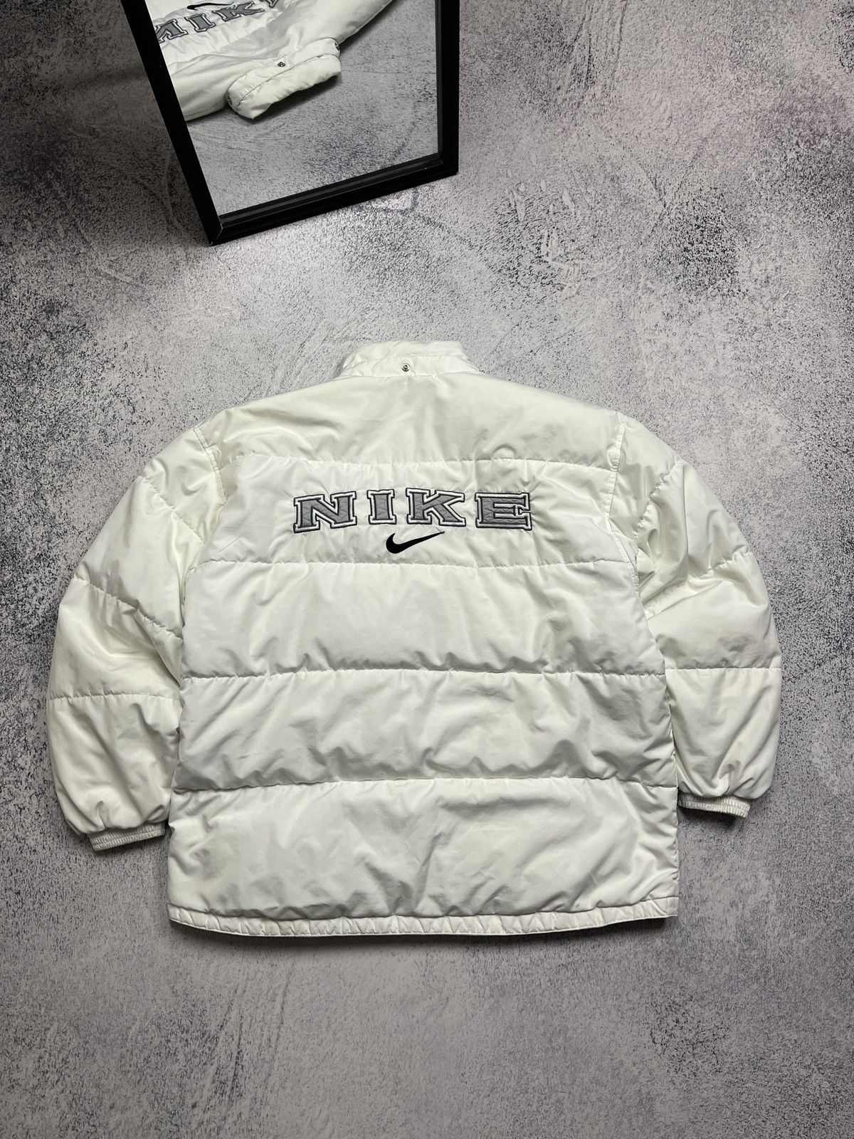 Nike RARE Vintage Nike Puffer Jacket Spellout Big Logo 90’s Y2k Size US S / EU 44-46 / 1 - 1 Thumbnail