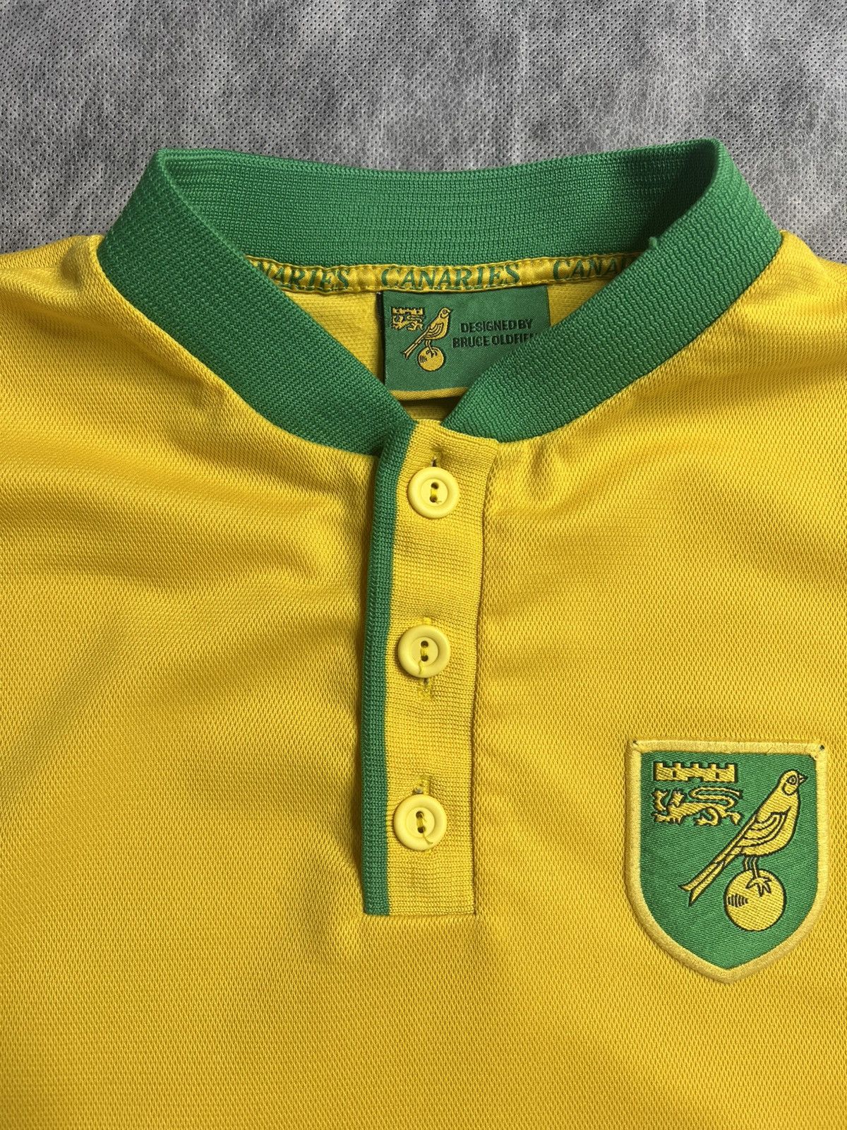 Other Norwich City Home Football Shirt 1999/01 Adults L Size US L / EU 52-54 / 3 - 11 Thumbnail
