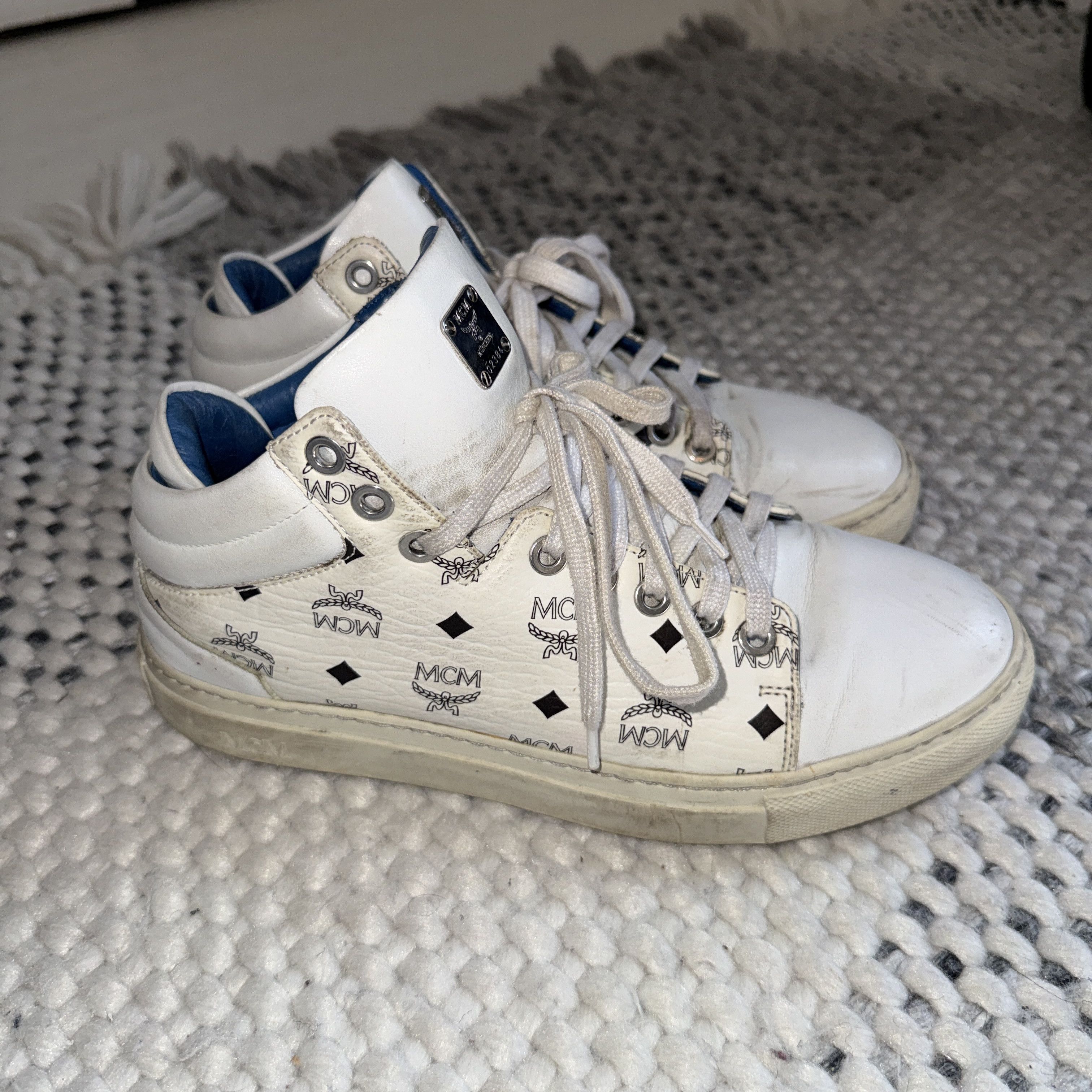 MCM MCM Carryover Mid Visetos Pebbled Leather Sneakers Size US 7 / IT 37 - 3 Thumbnail