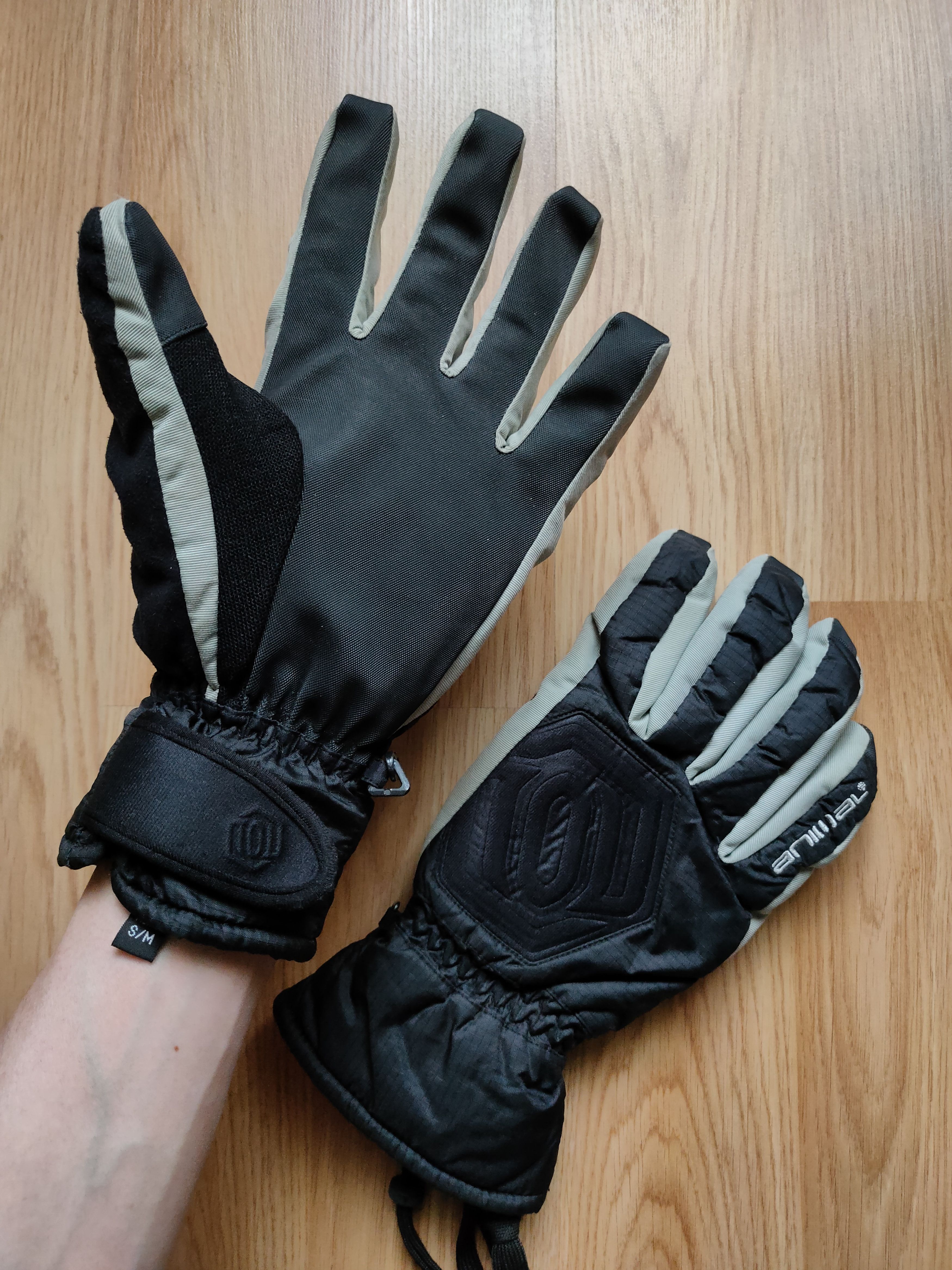 Goretex Animal Gorpcore Winter Outdoor Ski Mountain Gloves Size ONE SIZE - 2 Thumbnail