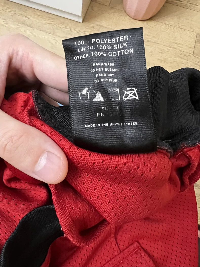 Fear of God Fear of God Season 5 main red shorts Size US 30 / EU 46 - 5 Thumbnail