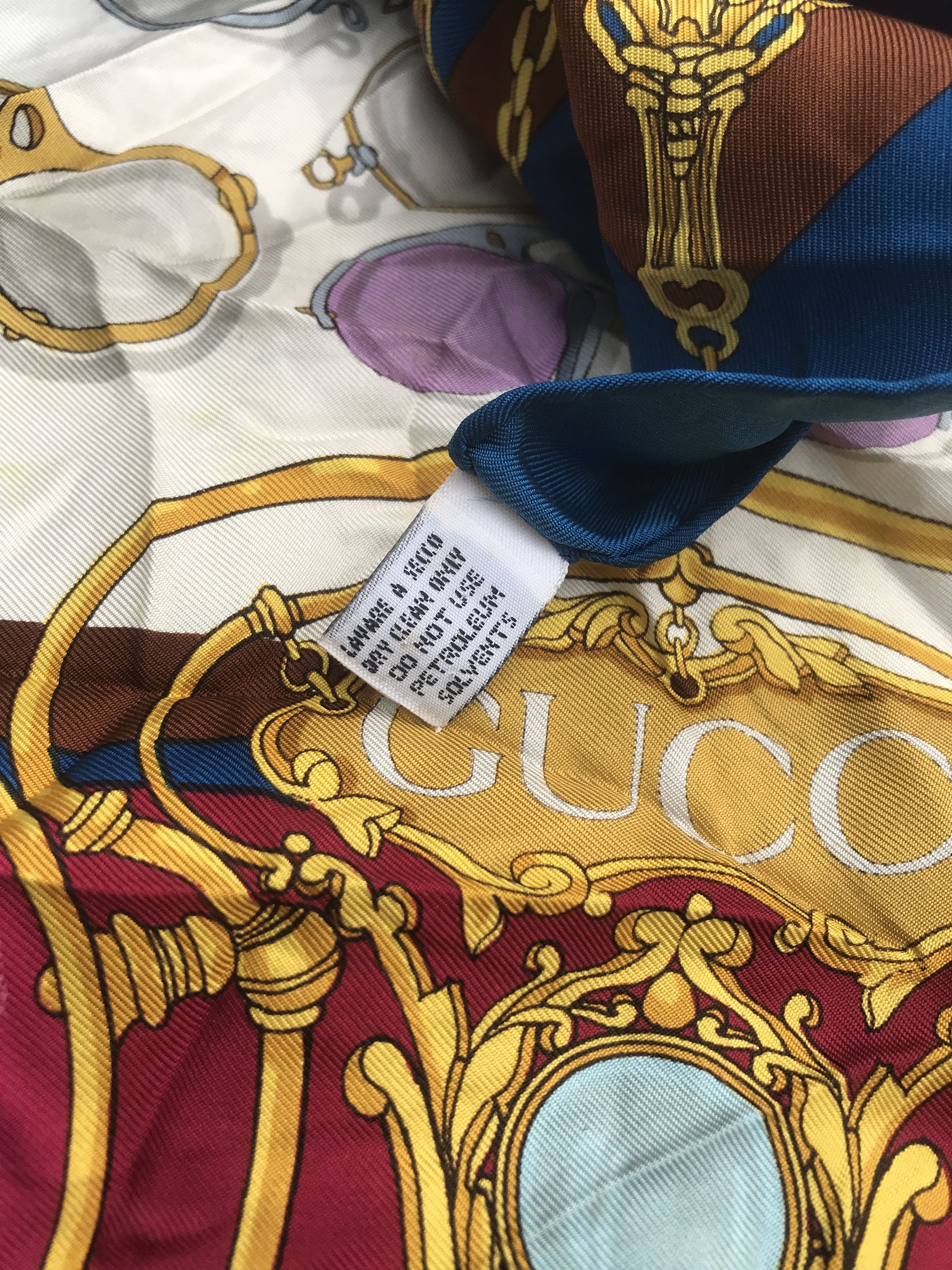 Gucci 💥 RARE 💥 Gucci 90's sunglass print silk scarf Size ONE SIZE - 9 Thumbnail