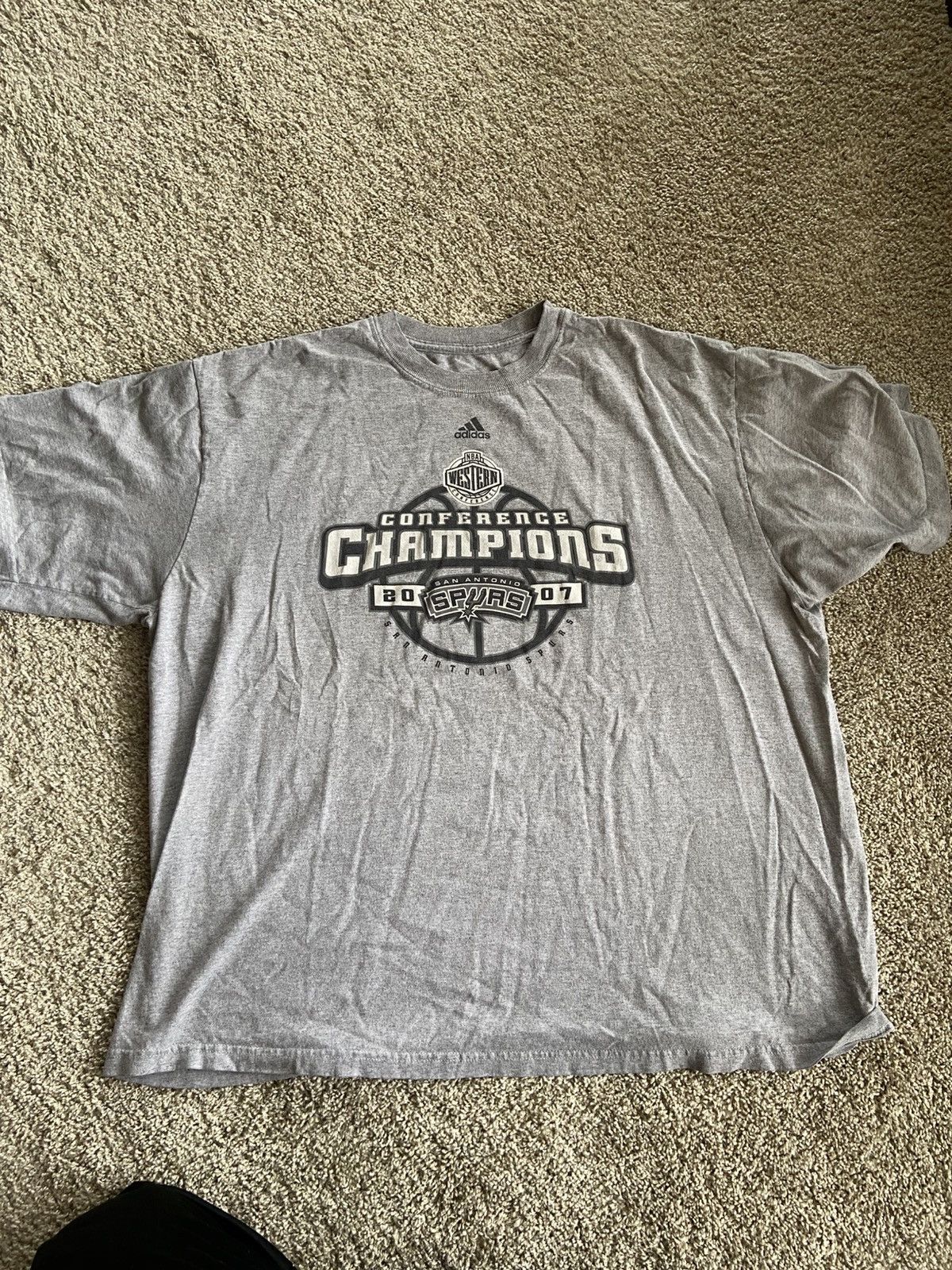 Adidas × NBA × Vintage 2007 Adidas Spurs Tee Size US XXL / EU 58 / 5 - 1 Thumbnail