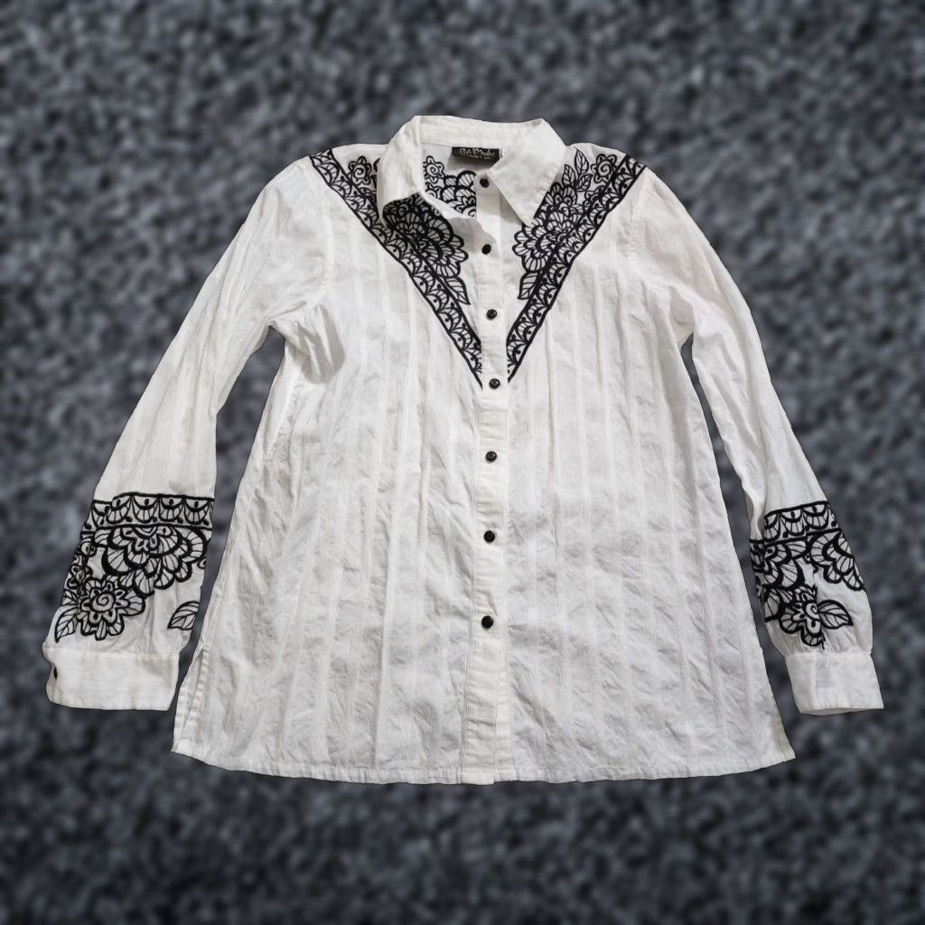 Bob Mackie Bob Mackie Wearable Art Women's Embroidered White Floral Long Sleeve Shirt Size M / US 6-8 / IT 42-44 - 1 Thumbnail