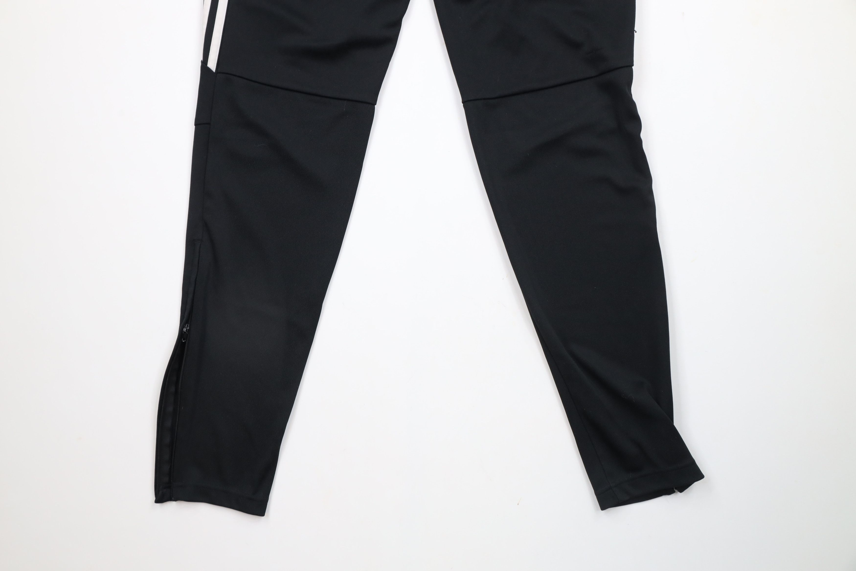 Adidas × Vintage Vintage Adidas Tapered Leg Soccer Warm Up Pants Black Size US 34 / EU 50 - 12 Thumbnail