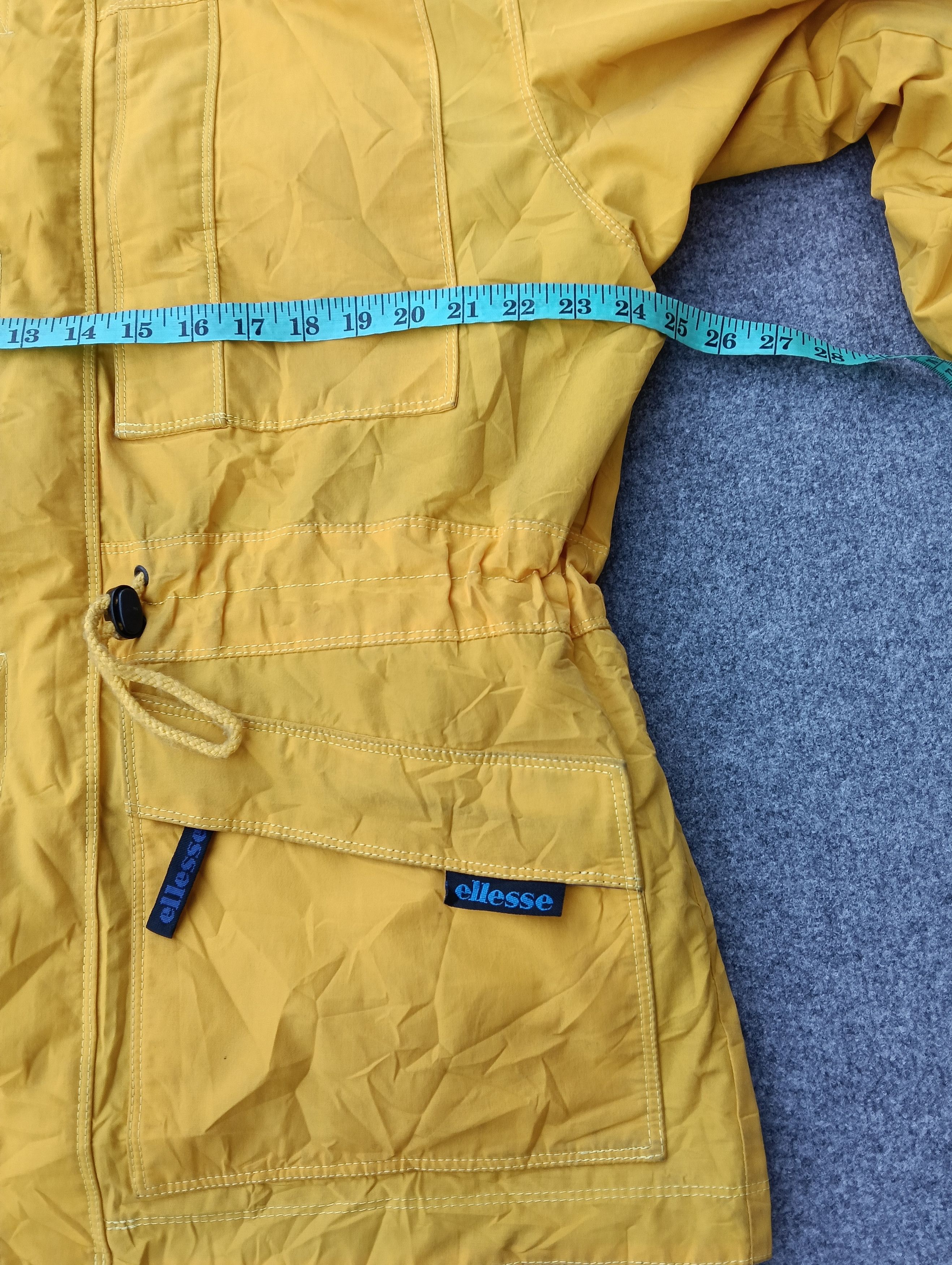 Ellesse Vintage ELLESSE multi adventure Gear mountain jacket yellow Size US L / EU 52-54 / 3 - 17 Thumbnail
