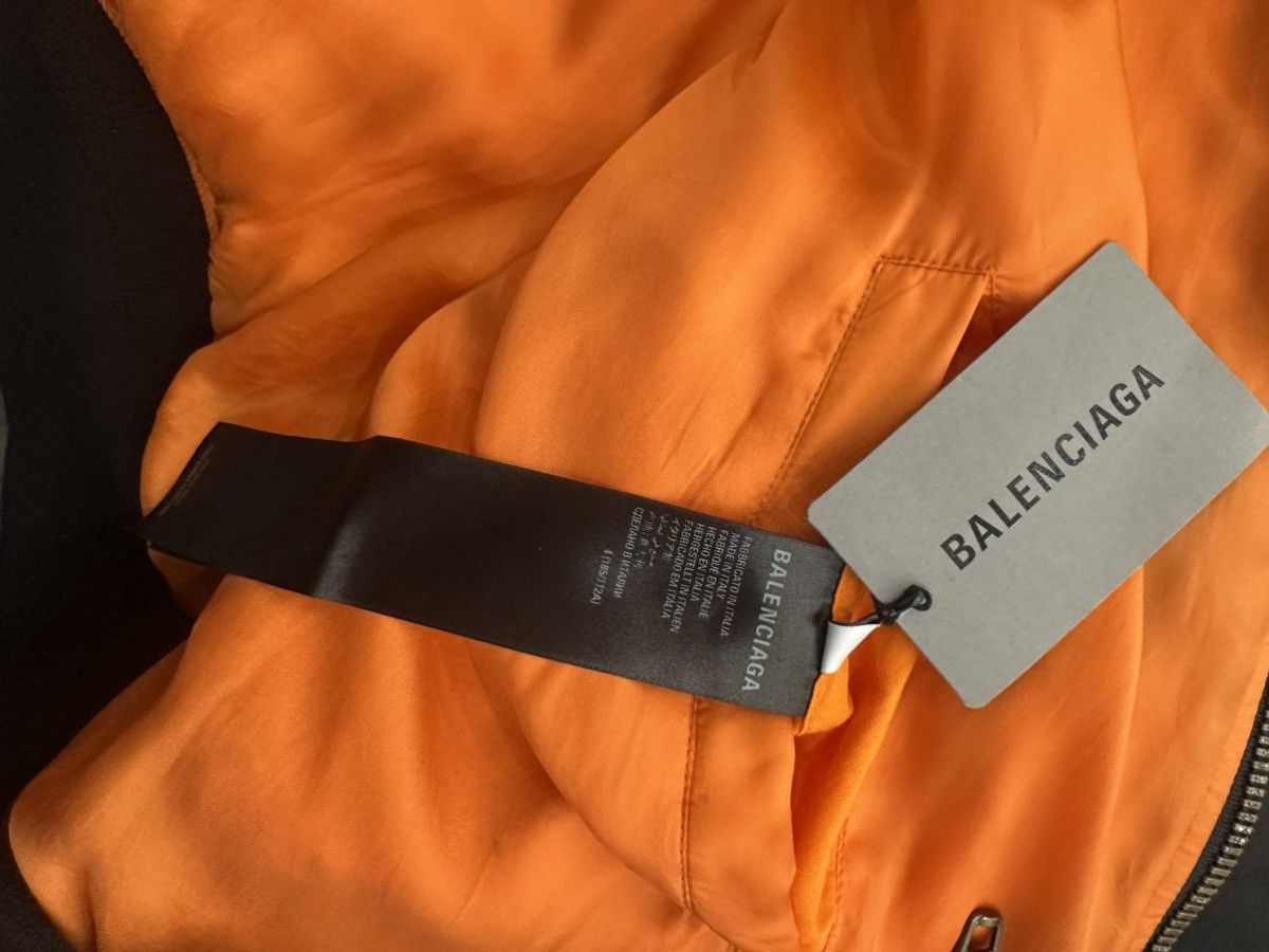 Balenciaga Balenciaga 3B Nylon Bomber SS22 Size US XL / EU 56 / 4 - 5 Thumbnail