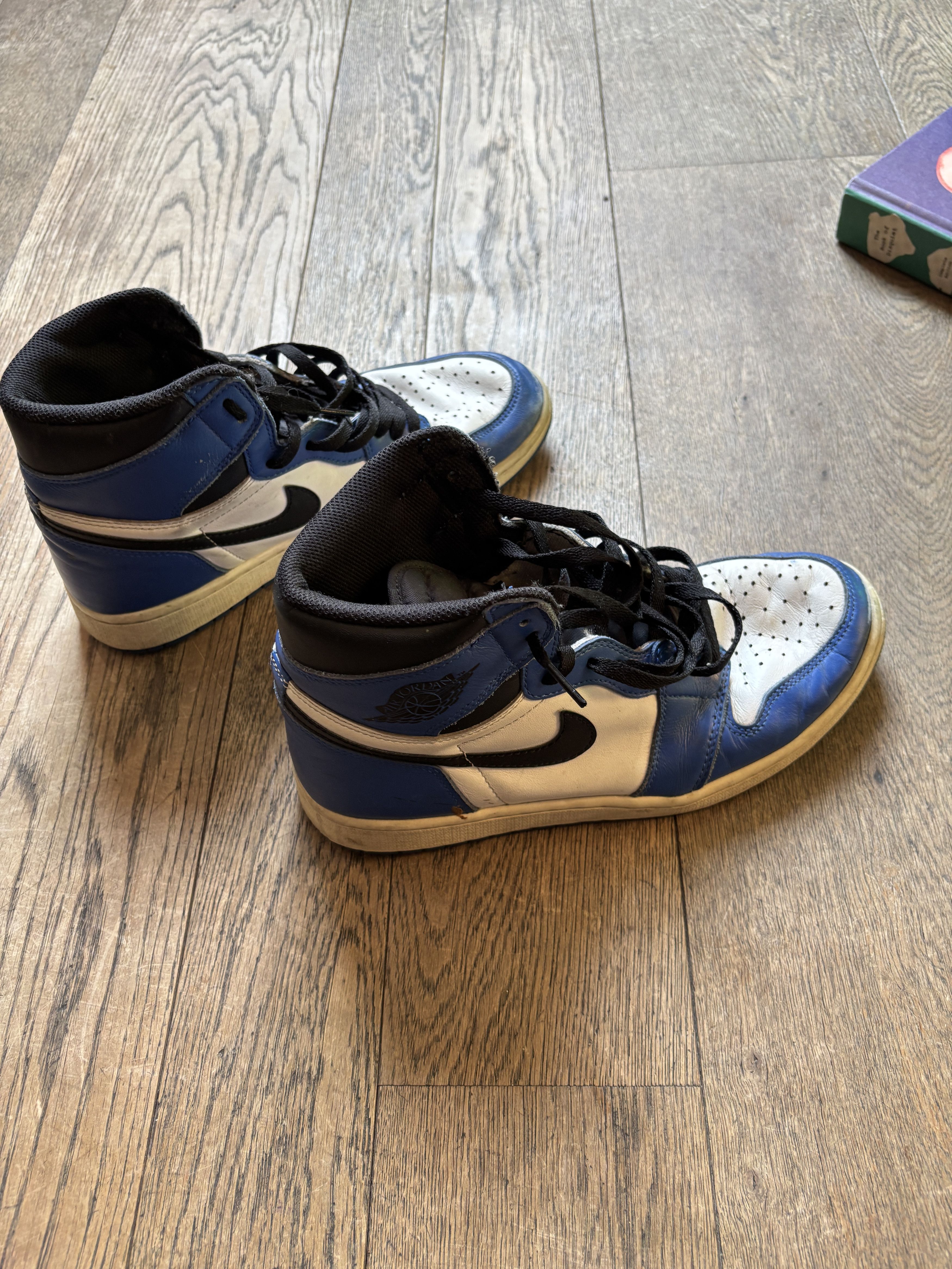 Jordan Brand Jordan 1 Game Royal 2017 Size US 9.5 / EU 42-43 - 3 Thumbnail