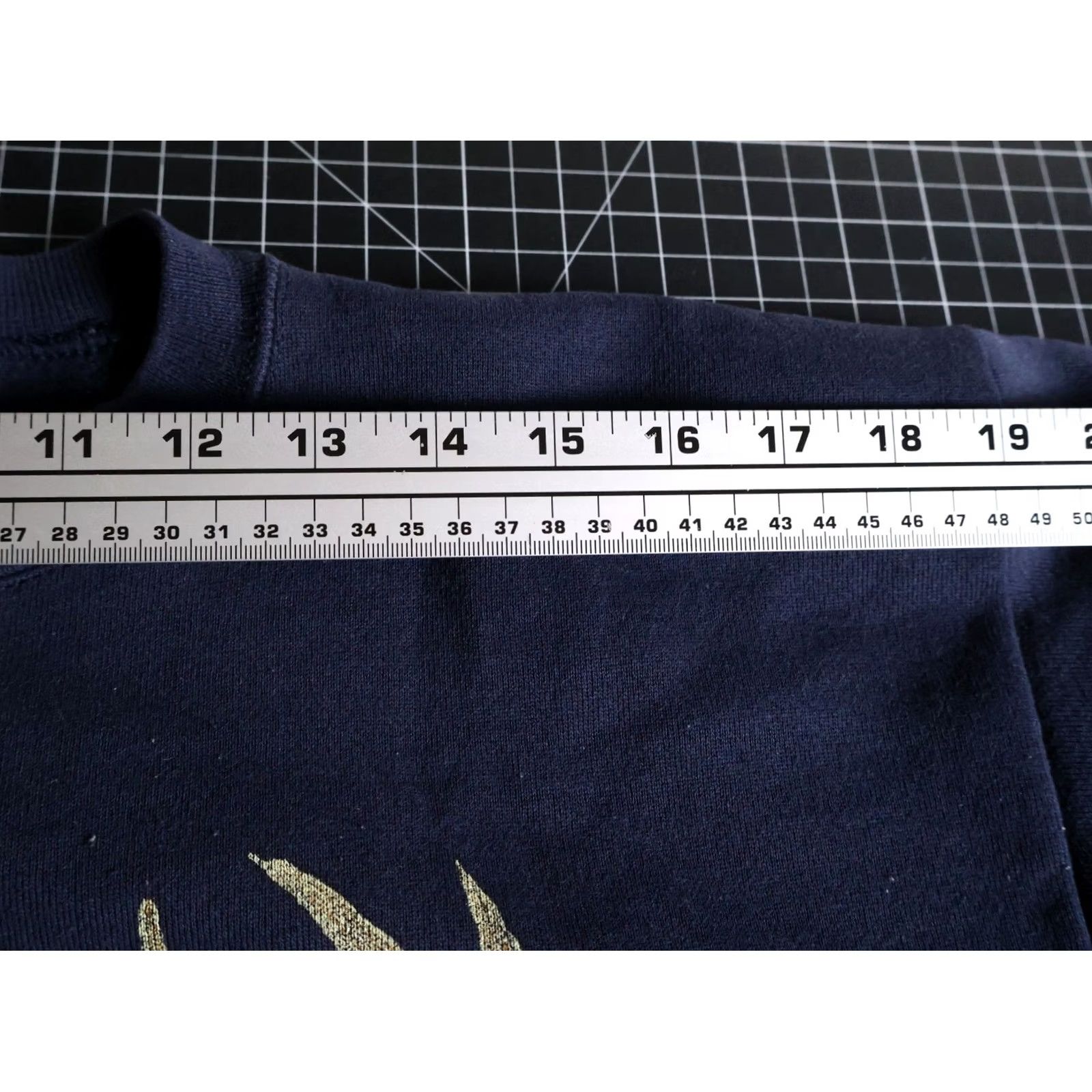 Tultex VINTAGE Tultex Deer Sweatshirt Men's M Dark Blue 50/50 Graphic Print Crewneck VTG Size US M / EU 48-50 / 2 - 7 Thumbnail