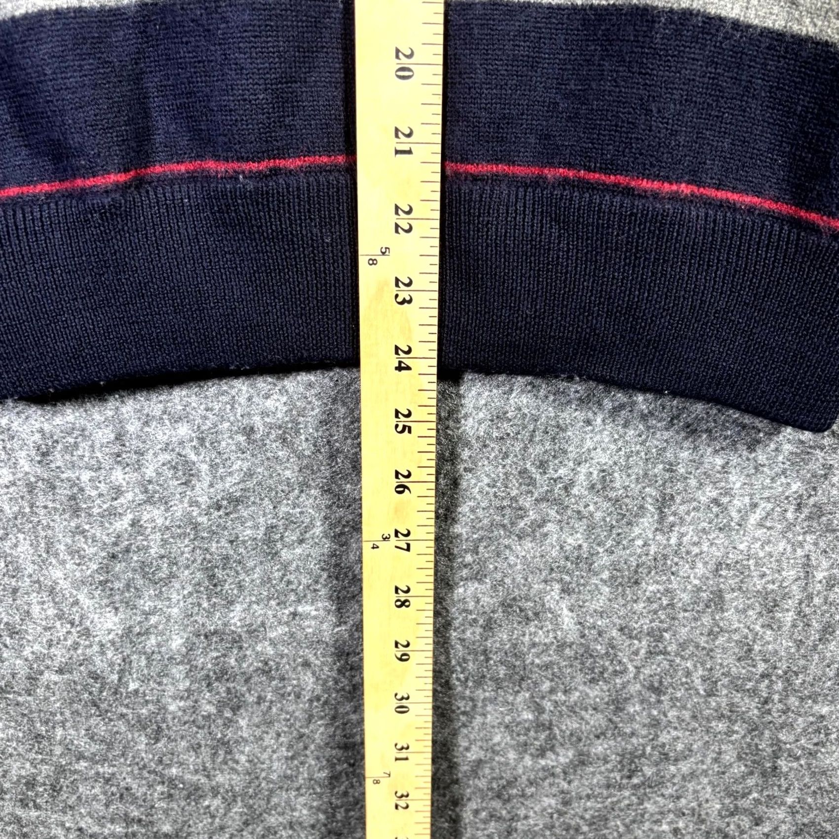 Brooks Brothers Brooks Brothers Sweater Mens S Navy Gray Striped 100% Merino Wool 1/4 Zip Cozy Size US S / EU 44-46 / 1 - 5 Thumbnail