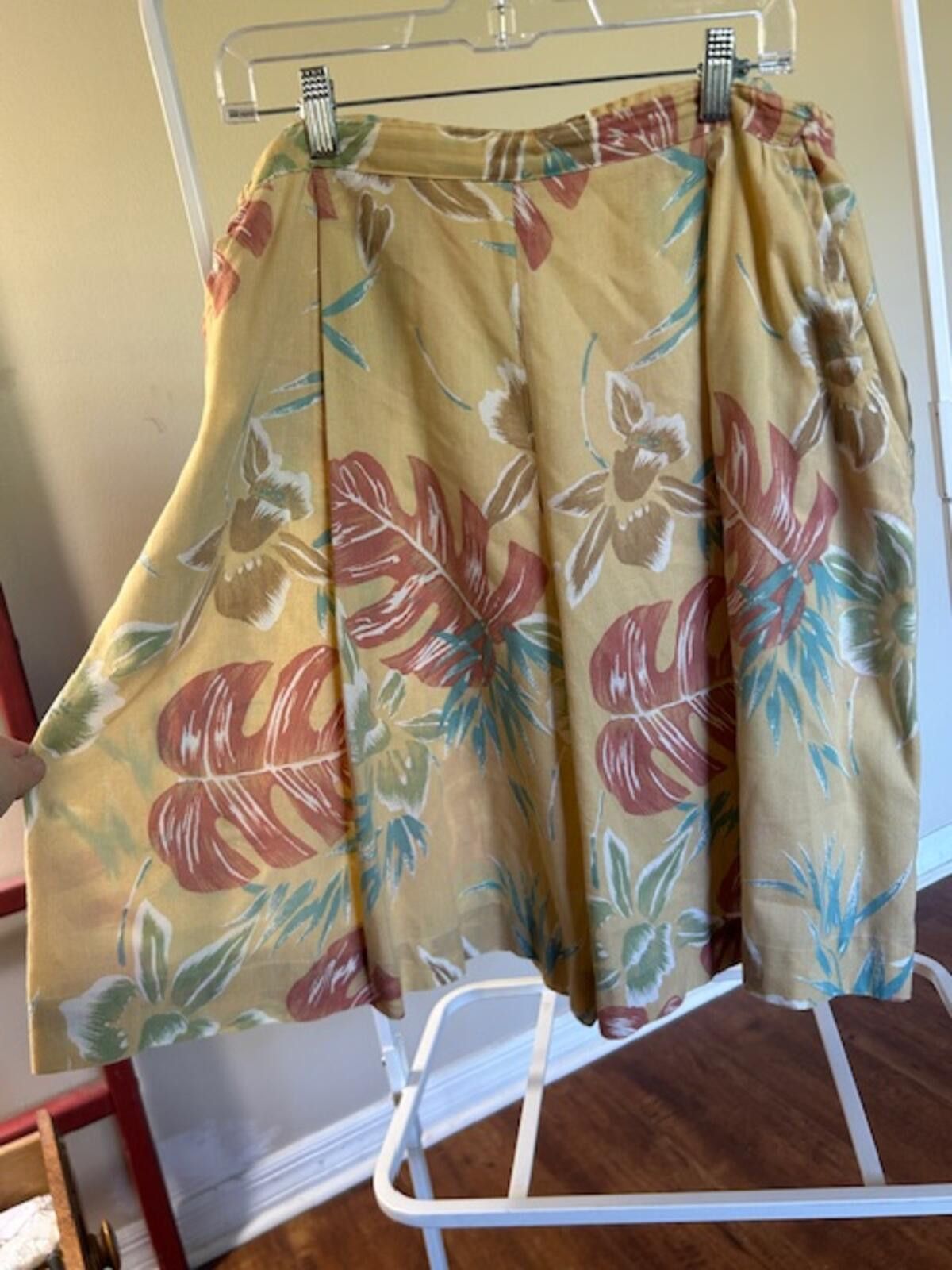 Unknown London Vintage Two-Piece Floral Print Shirt and Short Set Size ONE SIZE - 5 Thumbnail