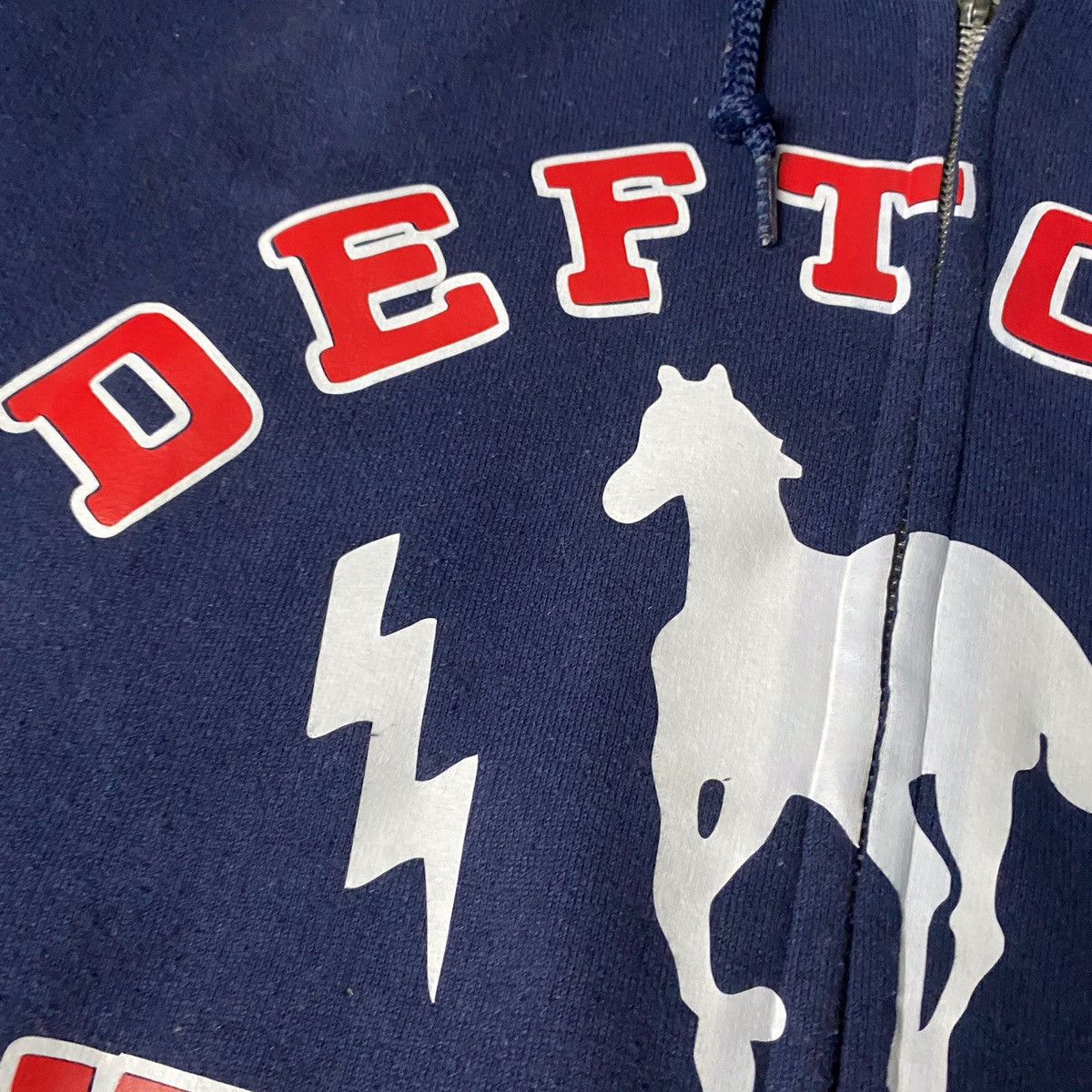 Band Tees 2000's Deftones White Pony Bootleg Hoodie Size US M / EU 48-50 / 2 - 3 Thumbnail