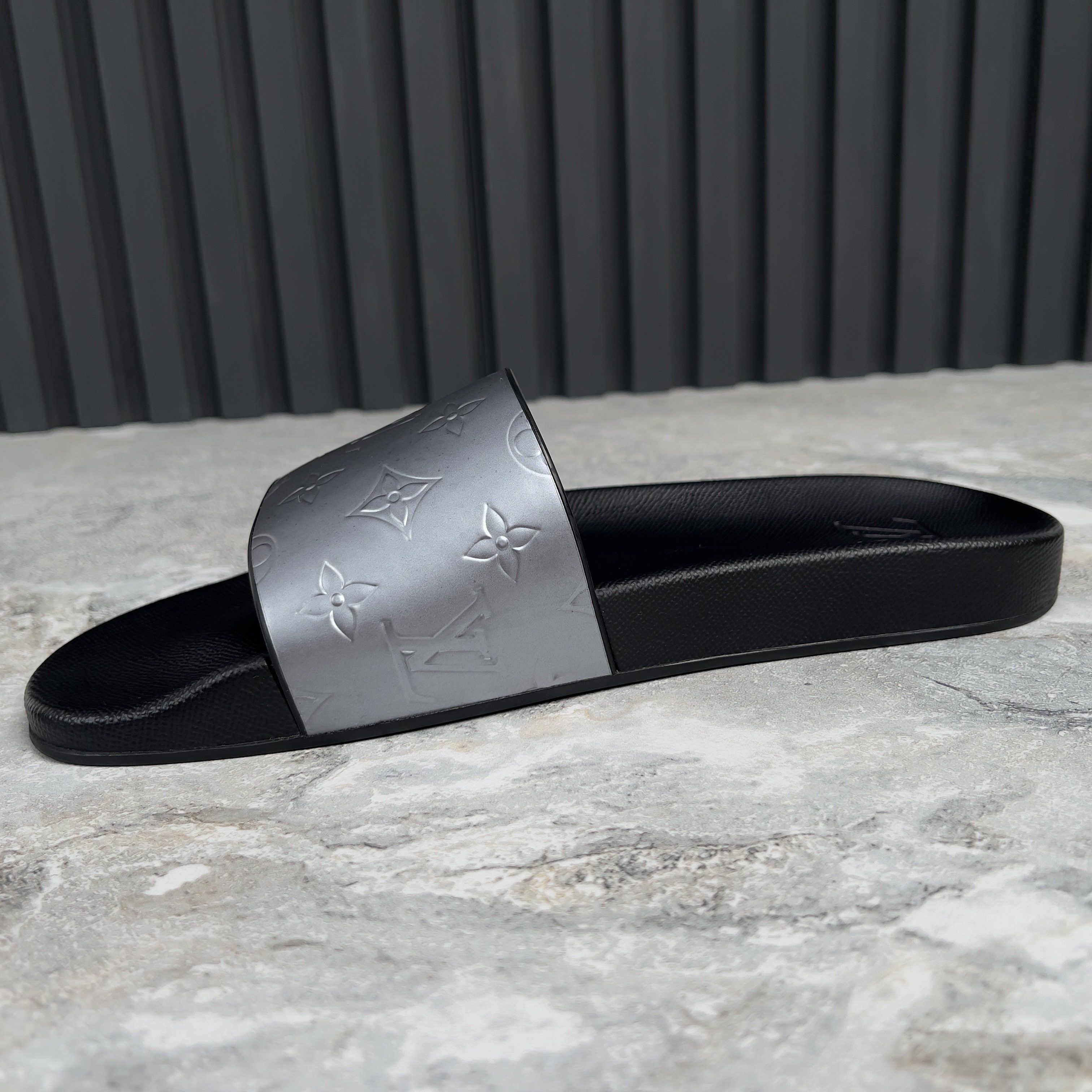 Louis Vuitton Vuitton Waterfront Mules LV Monogram Size US 9 / EU 42 - 7 Thumbnail