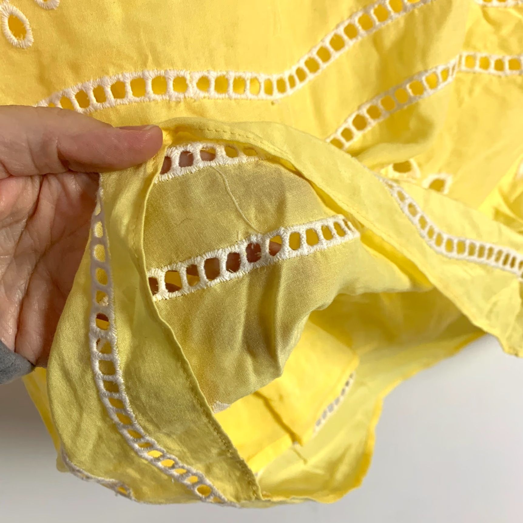 Boston Proper Boston Proper Dress Sundress Tank Dress Beaded V-Neck Yellow White Eyelet Short XS Womens XS Size 26" / US 2 / IT 38 - 4 Thumbnail