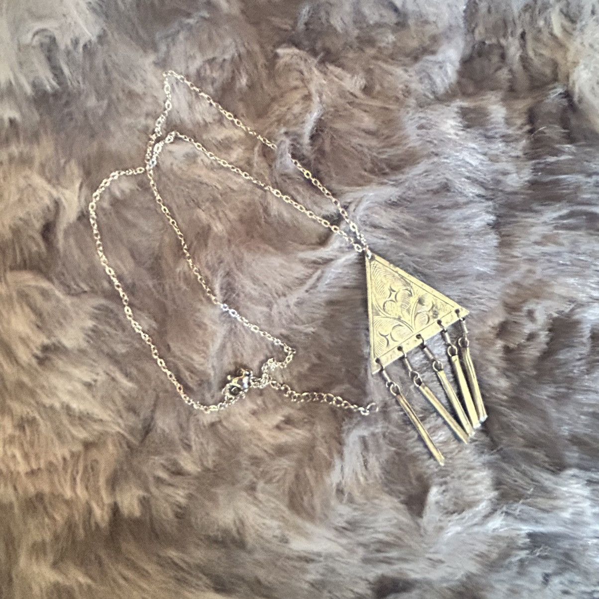 Vintage Handcrafted repurpose etched silver fringe pendant necklace Size ONE SIZE - 7 Thumbnail