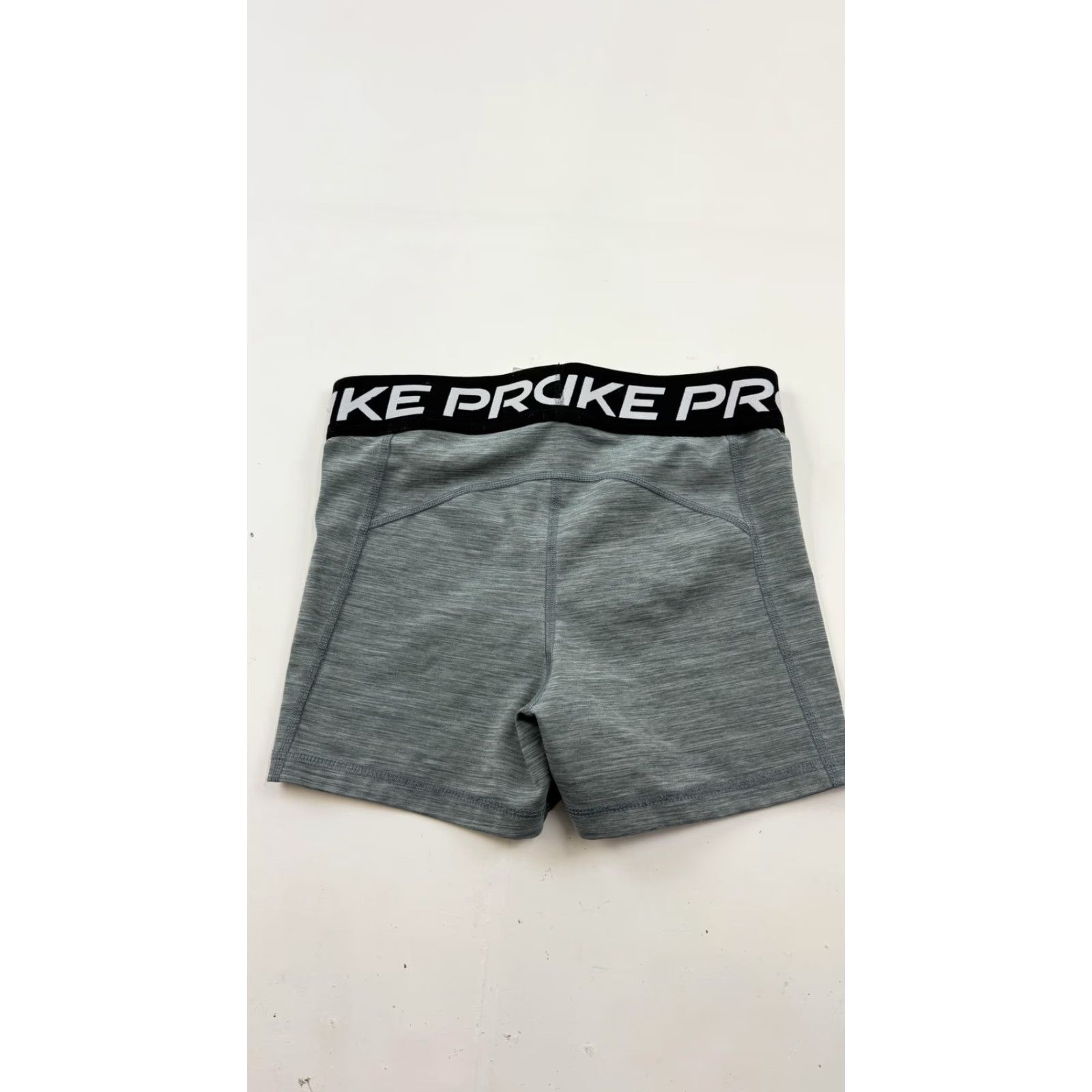 Nike Nike Pro Shorts Womens Medium Gray Dri-FIT Compression Training Activewear Size 32" / US 10 / IT 46 - 4 Thumbnail