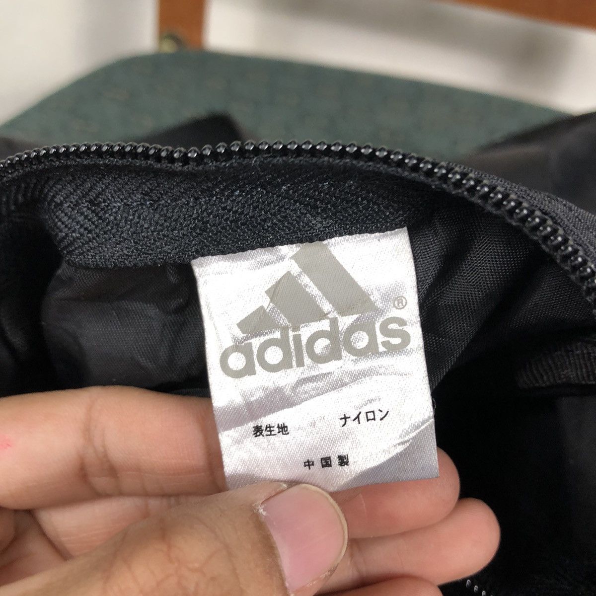 Adidas 📌Vintage Sport Bag Adidas Big Logo Size ONE SIZE - 15 Thumbnail
