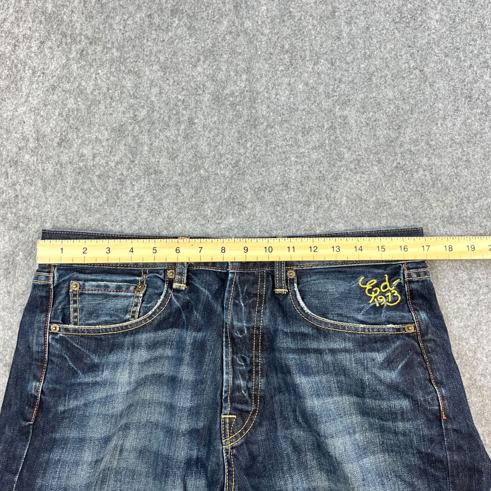 Ed Hardy Ed Hardy Jeans Bootcut Mens Regular 34 Blue Dark Wash 5-Pocket Denim Vintage? No 30 Inside Leg 30 in 34 in WC Size US 34 / EU 50 - 6 Thumbnail