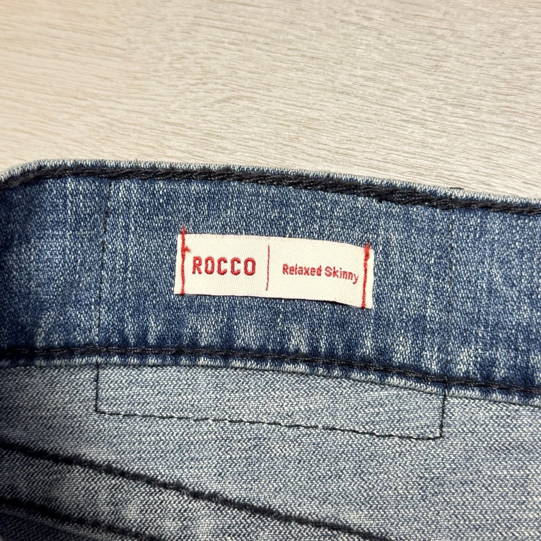 True Religion True Religion Rocco Relaxed Skinny Straight Jeans Mens 42x33 Light Wash Blue 90s Hip Hop Logo Comfort Pockets Stretch Regular 34? Size US 42 / EU 58 - 5 Thumbnail