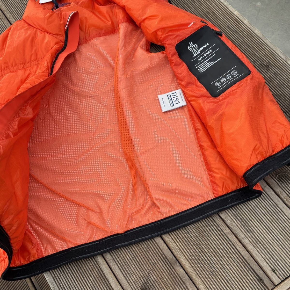 Moncler Moncler Grenoble "Degioz Gilet" - Orange (FW20/21) Size US M / EU 48-50 / 2 - 4 Thumbnail