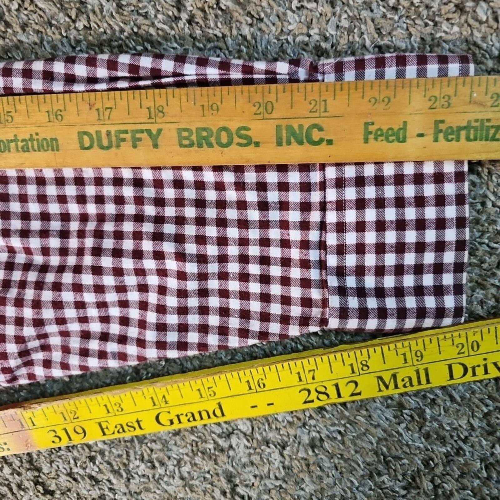 Orvis Orvis Checkered XL Button Up Shirt Stained Size US XL / EU 56 / 4 - 7 Thumbnail