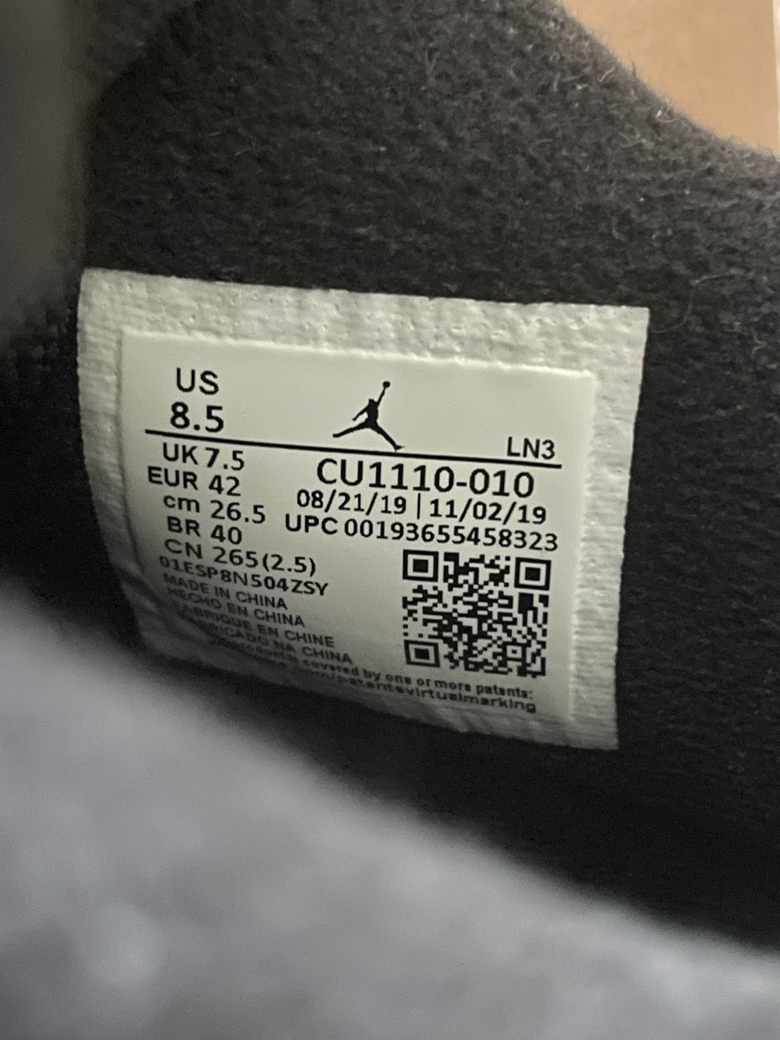 Jordan Brand 2020 NIKE AIR JORDAN 4 RETRO "BLACK CAT" - MENS 8.5 w BOX Size US 8.5 / EU 41-42 - 9 Thumbnail