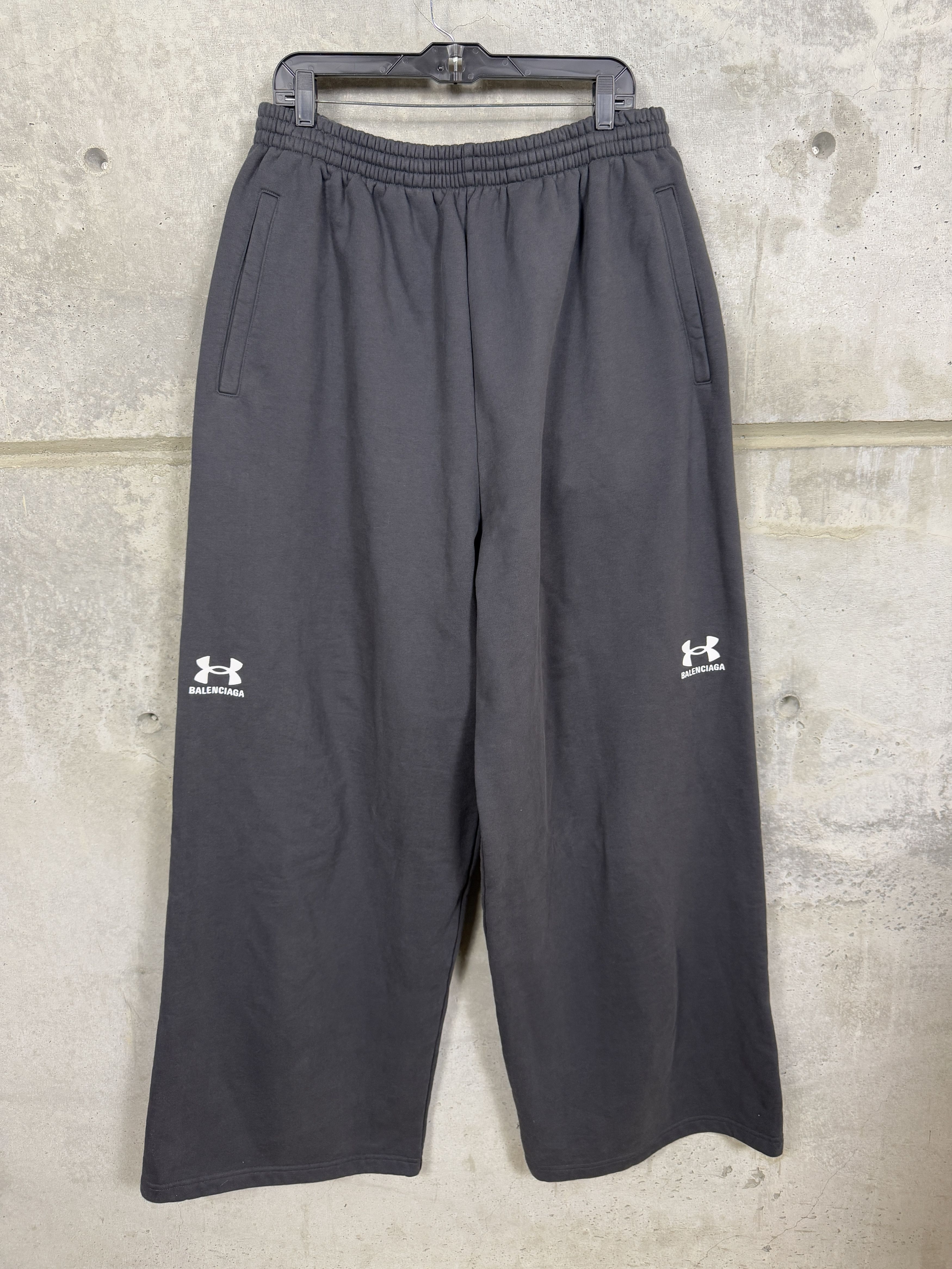 Balenciaga × Under Armour NWOT Balenciaga x Under Armour Baggy Sweatpants Size US 34 / EU 50 - 7 Thumbnail