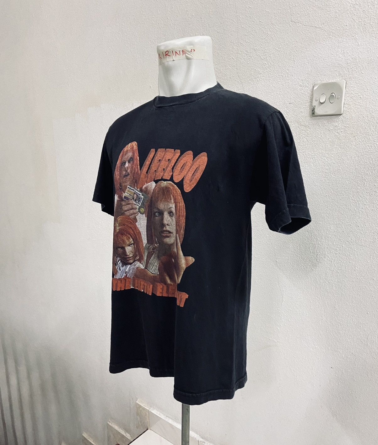 Other LEELO : FIFTH ELEMENT MOVIE PROMO TEE Size US M / EU 48-50 / 2 - 5 Thumbnail