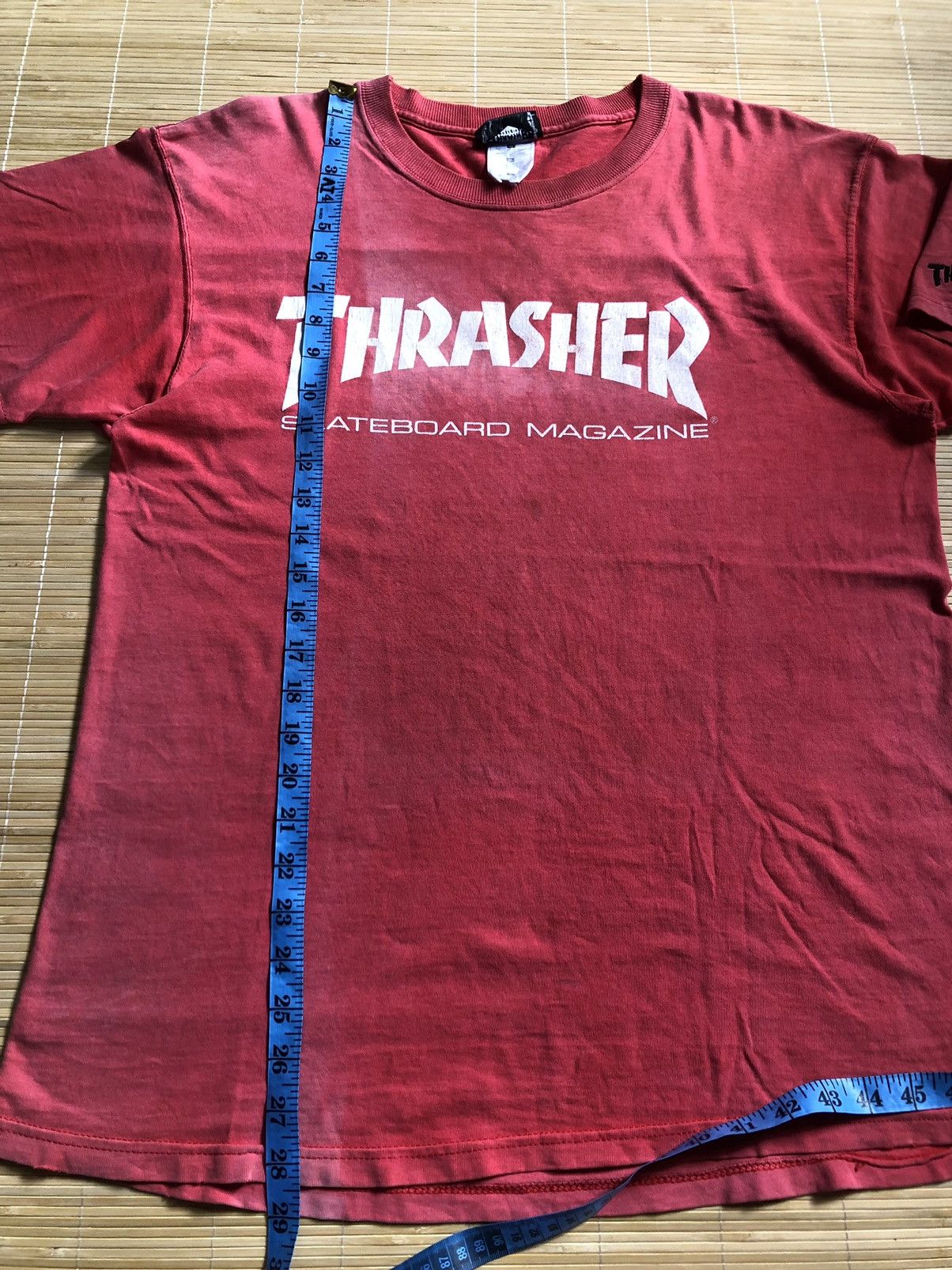 Hook-Ups × Shorty's Skateboards × Thrasher Vintage late 90s Thrasher skateboarding tee distressed Size US L / EU 52-54 / 3 - 13 Thumbnail
