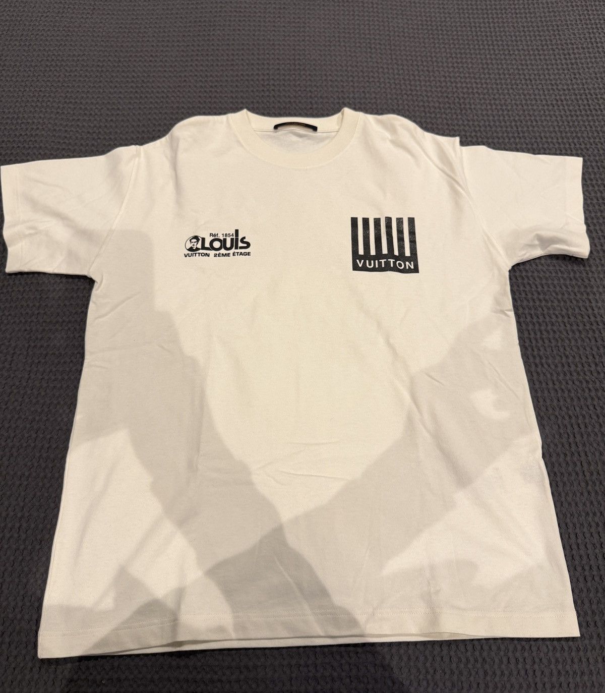 Louis Vuitton Louis Vuitton T-Shirt Size US M / EU 48-50 / 2 - 1 Thumbnail