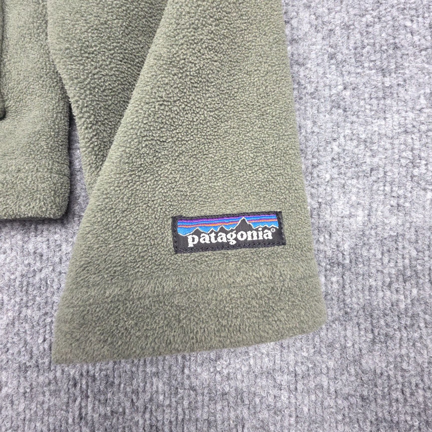 Patagonia VINTAGE Patagonia Synchilla Full Zip Jacket Women's Small Green USA Regular/Basic Jacket, Fleece, Pocketed, Classic Outdoor Retro Size S / US 4 / IT 40 - 2 Thumbnail