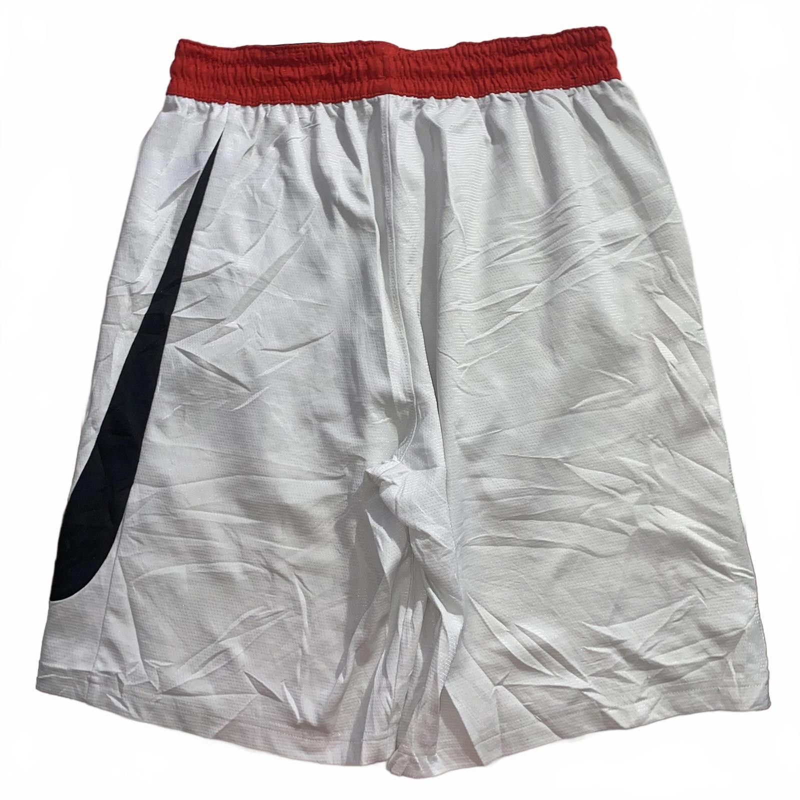 Nike Nike M White Basketball Shorts Red Big Swoosh Vintage Size US 32 / EU 48 - 1 Thumbnail