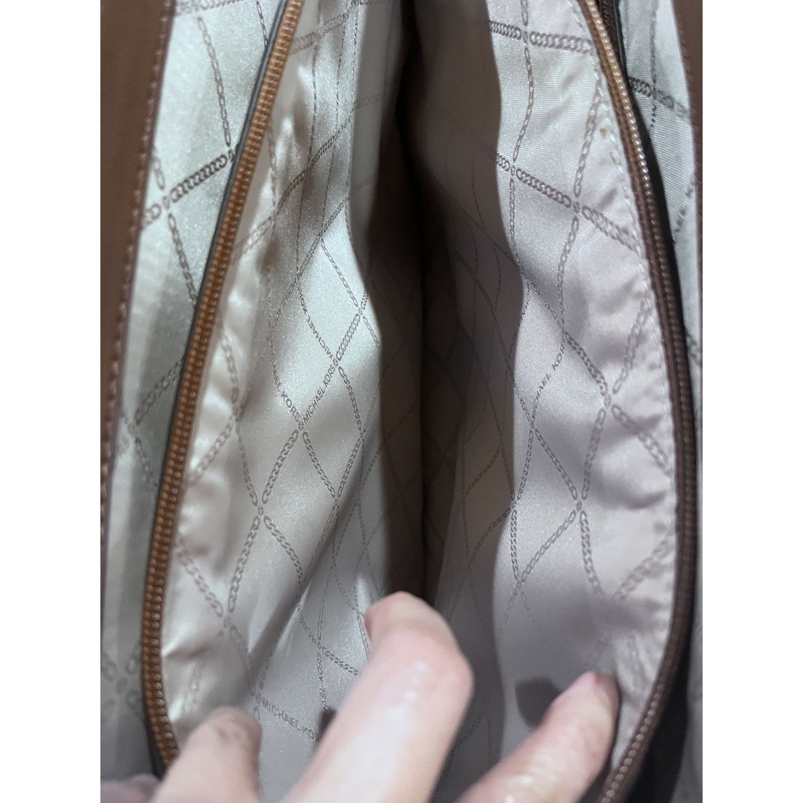 Michael Kors New Michael Kors Joey Large Saffiano Leather Pocket Tote Size ONE SIZE - 10 Thumbnail
