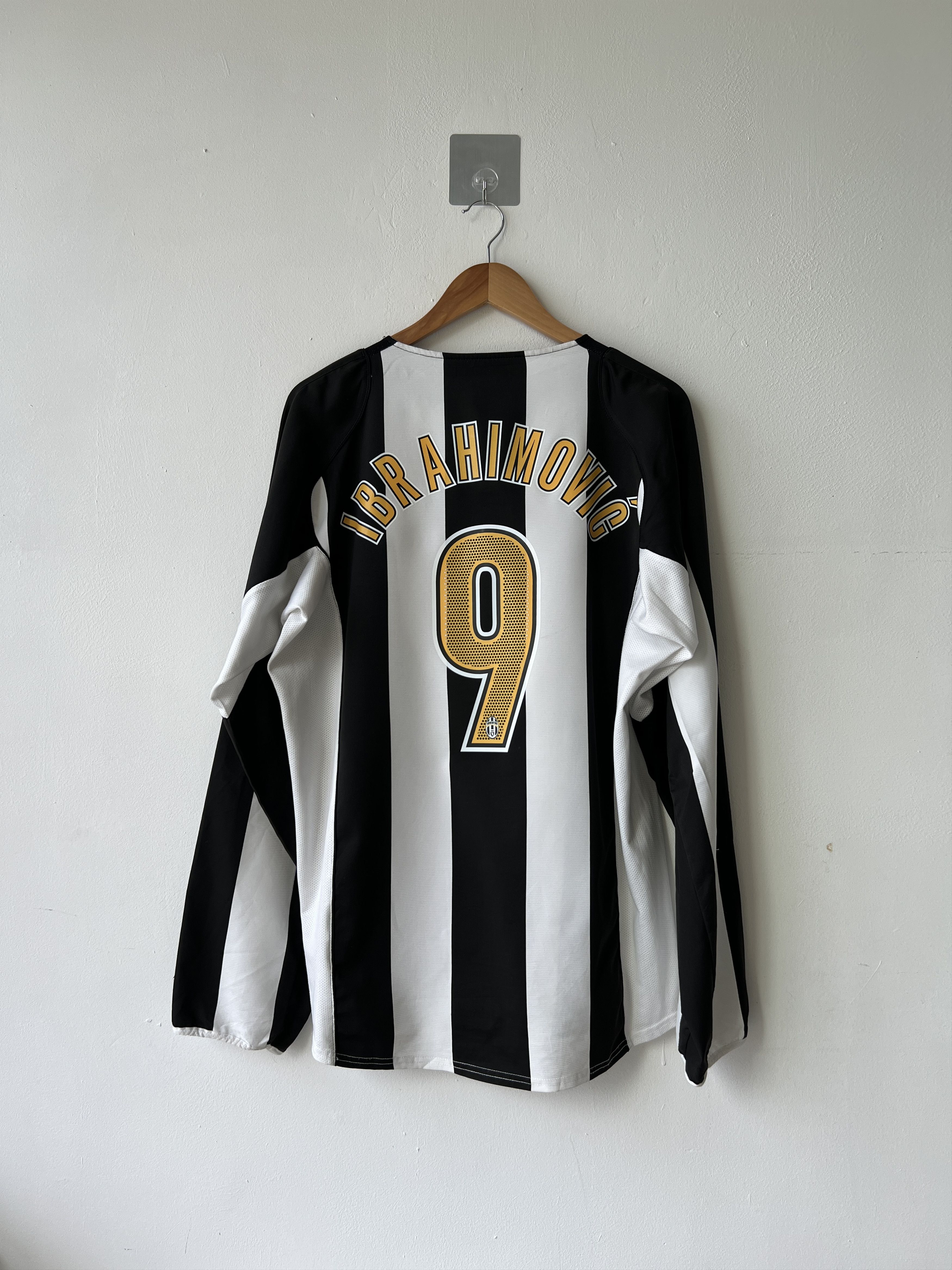 Nike Juventus Ibrahimović Lサイズ Nike 2004/05 Juventus Ibrahimovic #9 Soccer Jersey Serie A