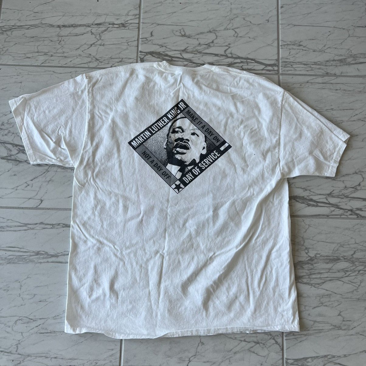 Vintage 2000s Martin Luther King Tee MLK Size US L / EU 52-54 / 3 - 3 Thumbnail