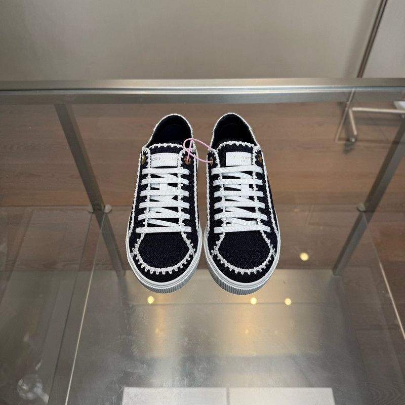 Louis Vuitton Louis Vuitton Lagoon Crochet Low Top Sneakers Size US 7 / IT 37 - 2 Thumbnail