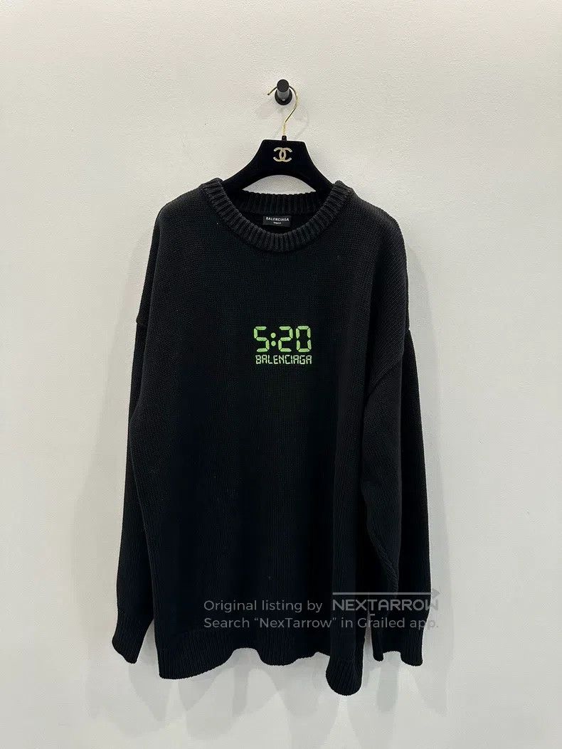 Balenciaga Green 520 Embroidered Logo Black Loose Fit Swea