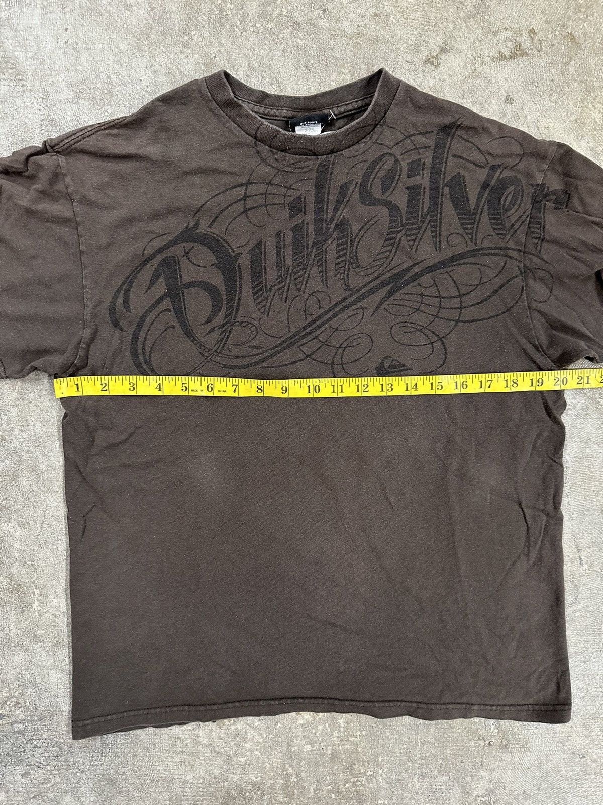 Quiksilver Crazy Y2K Quicksilver Tribal Grunge Skater Emo T-Shirt Size US L / EU 52-54 / 3 - 9 Thumbnail