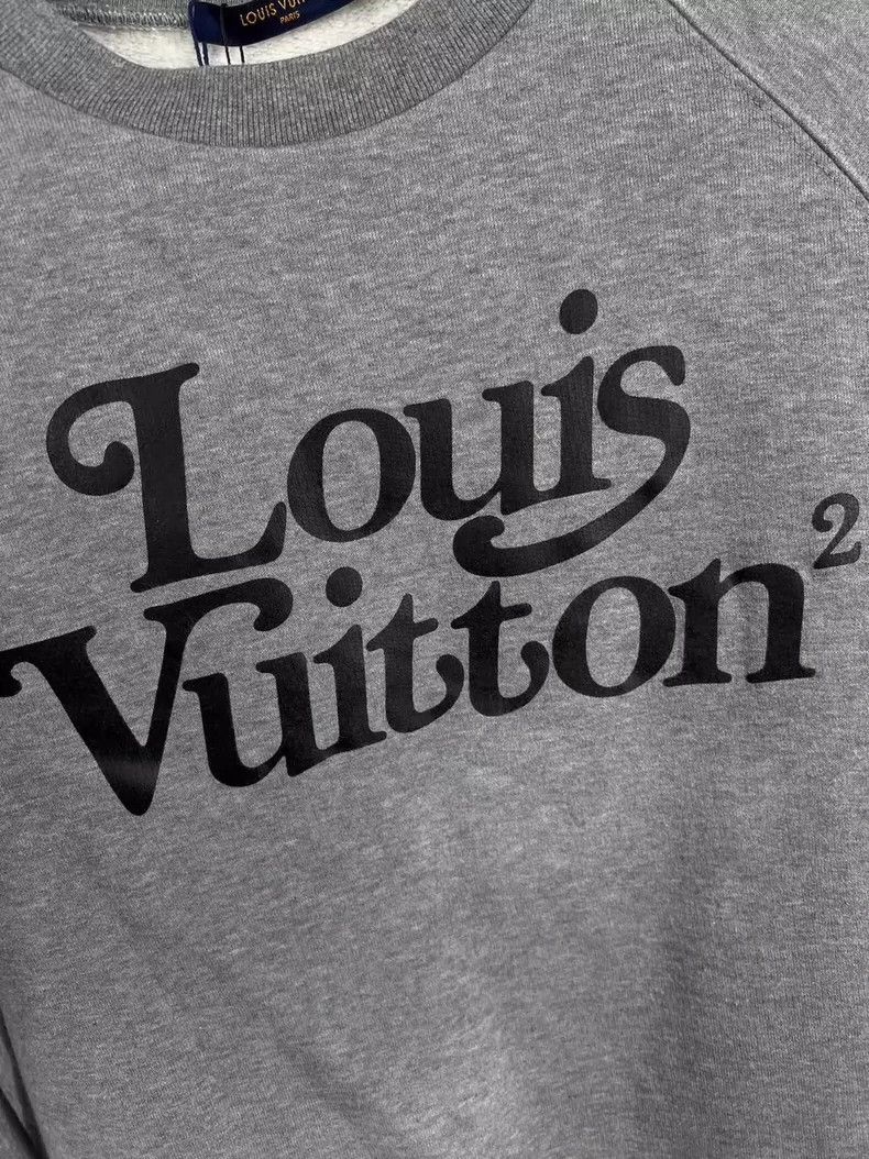 Louis Vuitton louis vuitton Joint Letter Sweater 2501-Nextarrow Size US XS / EU 42 / 0 - 3 Thumbnail
