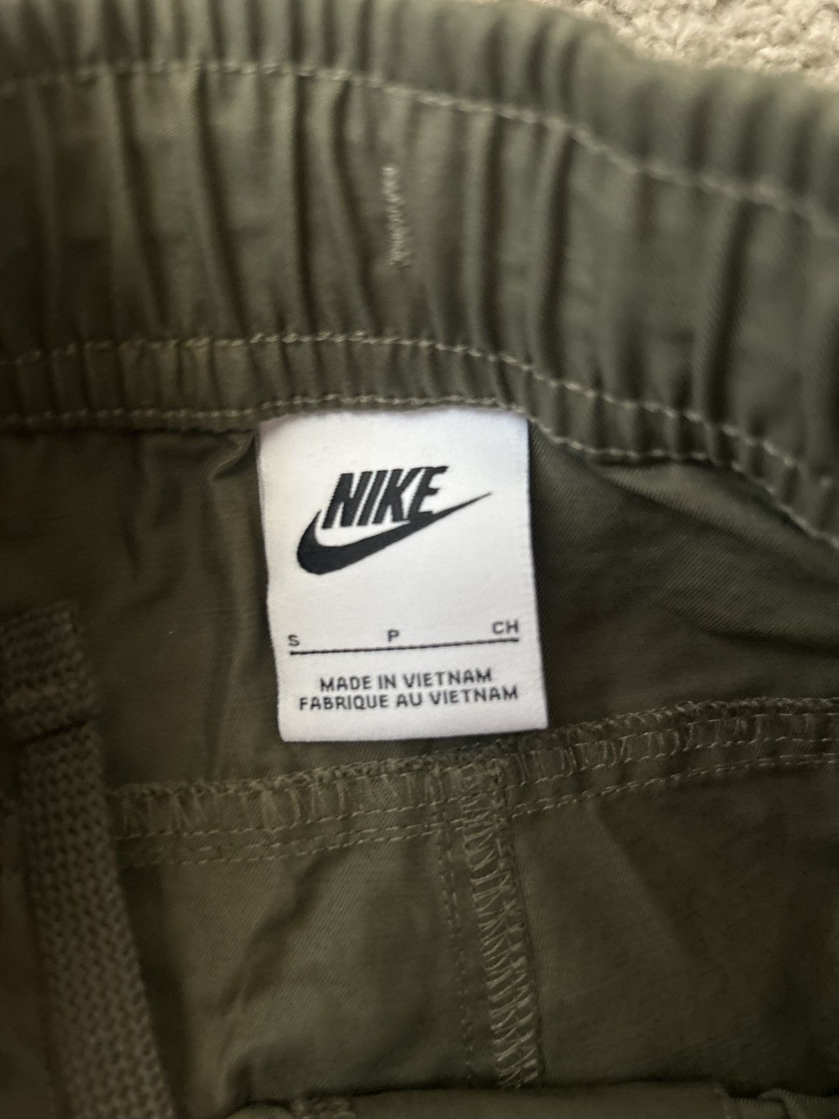 Nike Green Nike Cargo Size US 30 / EU 46 - 2 Thumbnail
