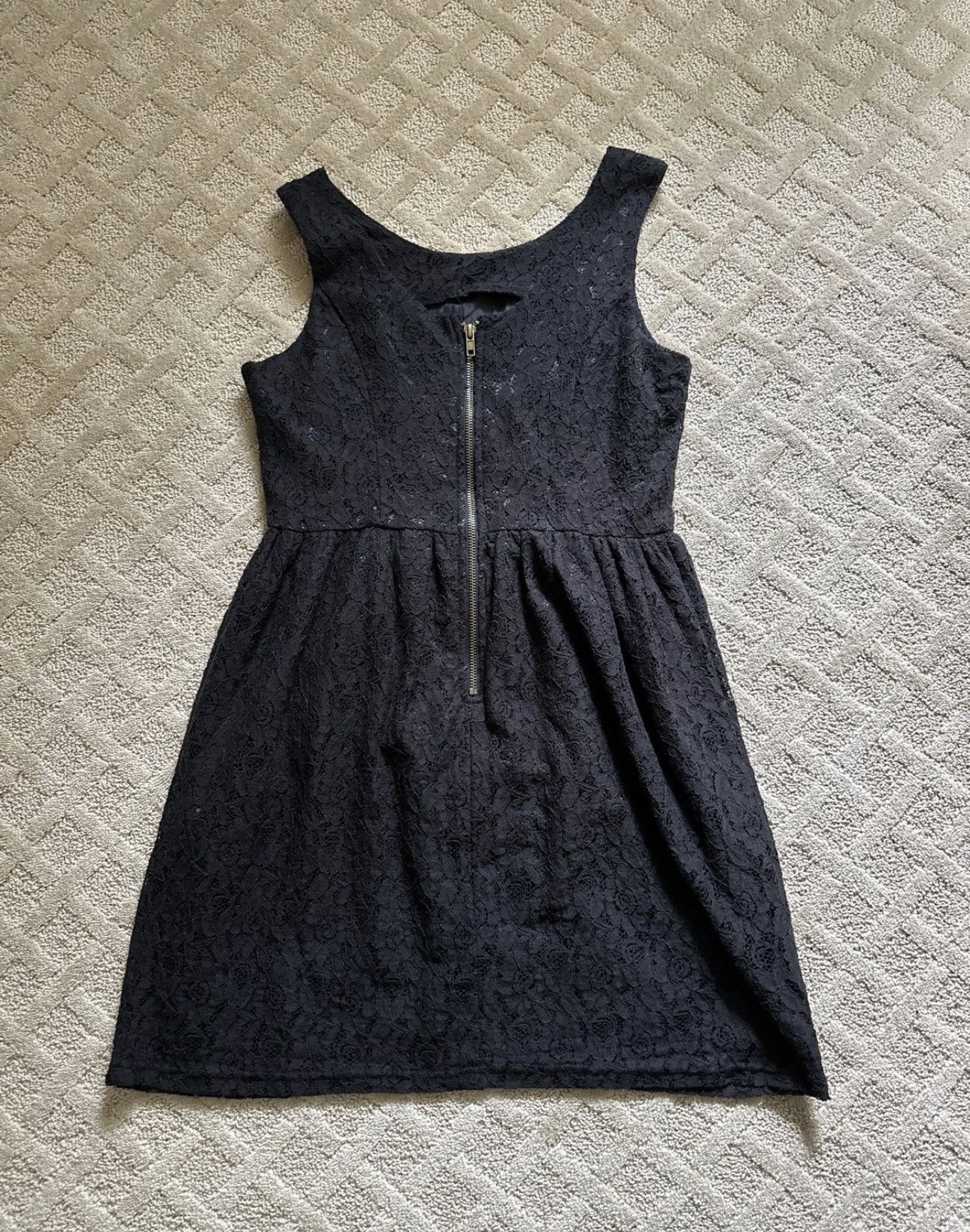 Forever 21 Forever 21 Womens Black Dress Size M / US 6-8 / IT 42-44 - 1 Thumbnail