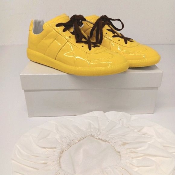 Maison Margiela Maison Margiela Yellow Patent The Replica Low Sneakers -EU39 Size US 9 / IT 39 - 1 Thumbnail