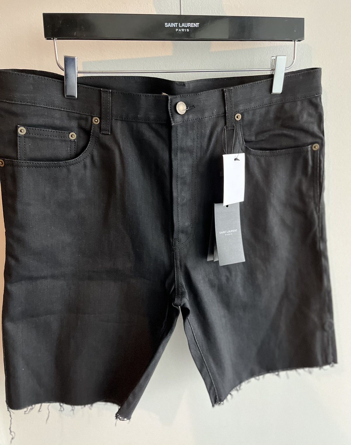 Hedi Slimane × Saint Laurent Paris × Yves Saint Laurent Super Runway Rare Saint Laurent Distressed Denim Shorts Size US 34 / EU 50 - 14 Thumbnail