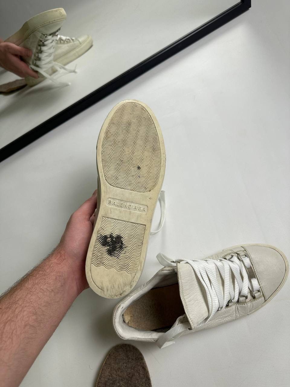 Balenciaga Balenciaga Arena Cracked Opium Leather Opium White Shoes Size US 7.5 / EU 40-41 - 16 Thumbnail