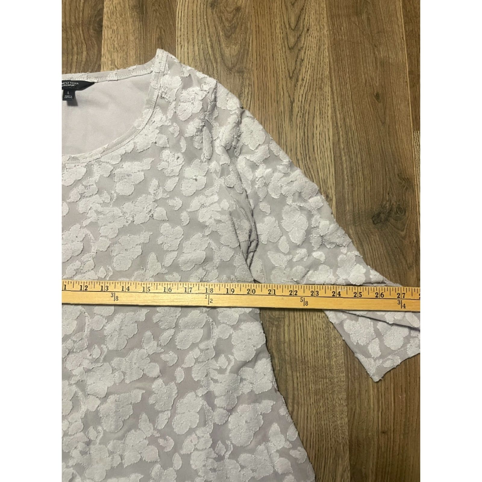 Vintage Vera Wang Blouse Simply Vera Women's Large Gray 3/4 Sleeve Textured Casual Regular Size L / US 10 / IT 46 - 6 Thumbnail