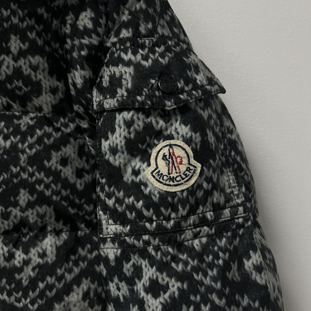 Moncler Vintage moncler puffer jacket Size US XS / EU 42 / 0 - 5 Thumbnail