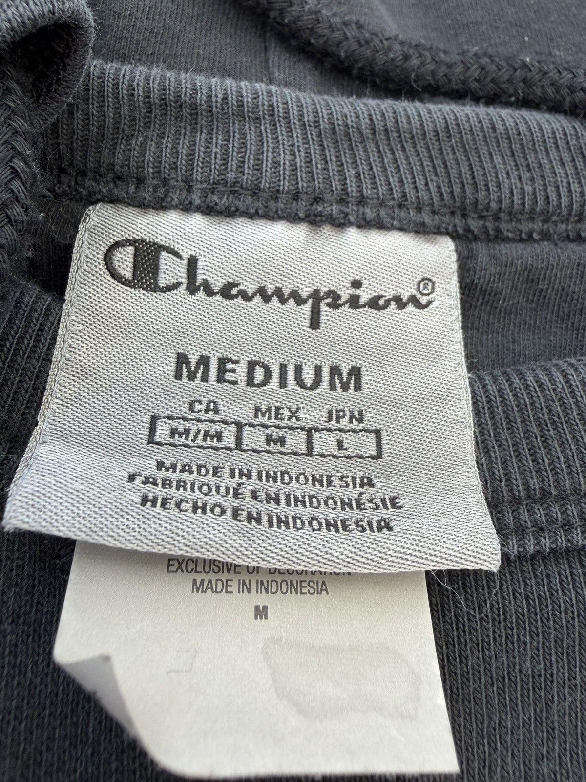 Champion Mid weight hoodie. Like new condition Size M / US 6-8 / IT 42-44 - 6 Thumbnail